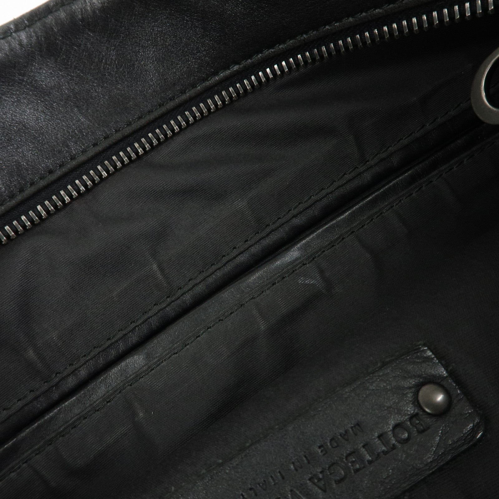 BOTTEGA VENETA Intrecciato Shoulder Bag Crossbody Bag Black 276356