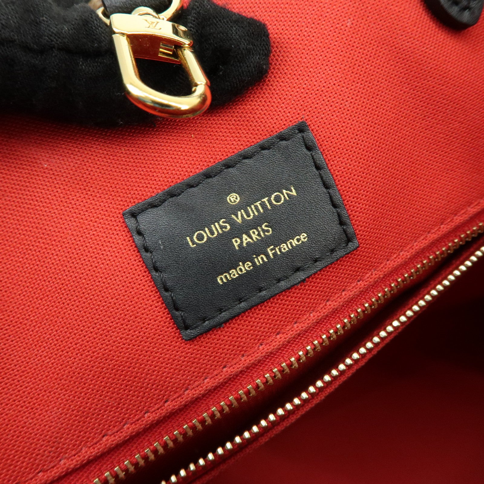 Louis Vuitton Monogram Giant Reverse On the Go MM Tote Bag M45321