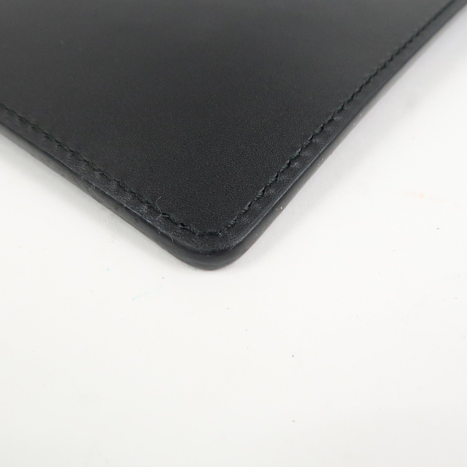 GUCCI Logo Leather XL Clutch Bag Black 421853