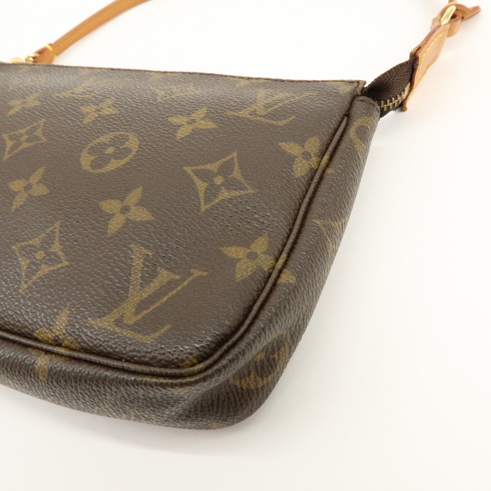 Louis Vuitton Monogram Pochette Accessoires Pouch Hand Bag M51980