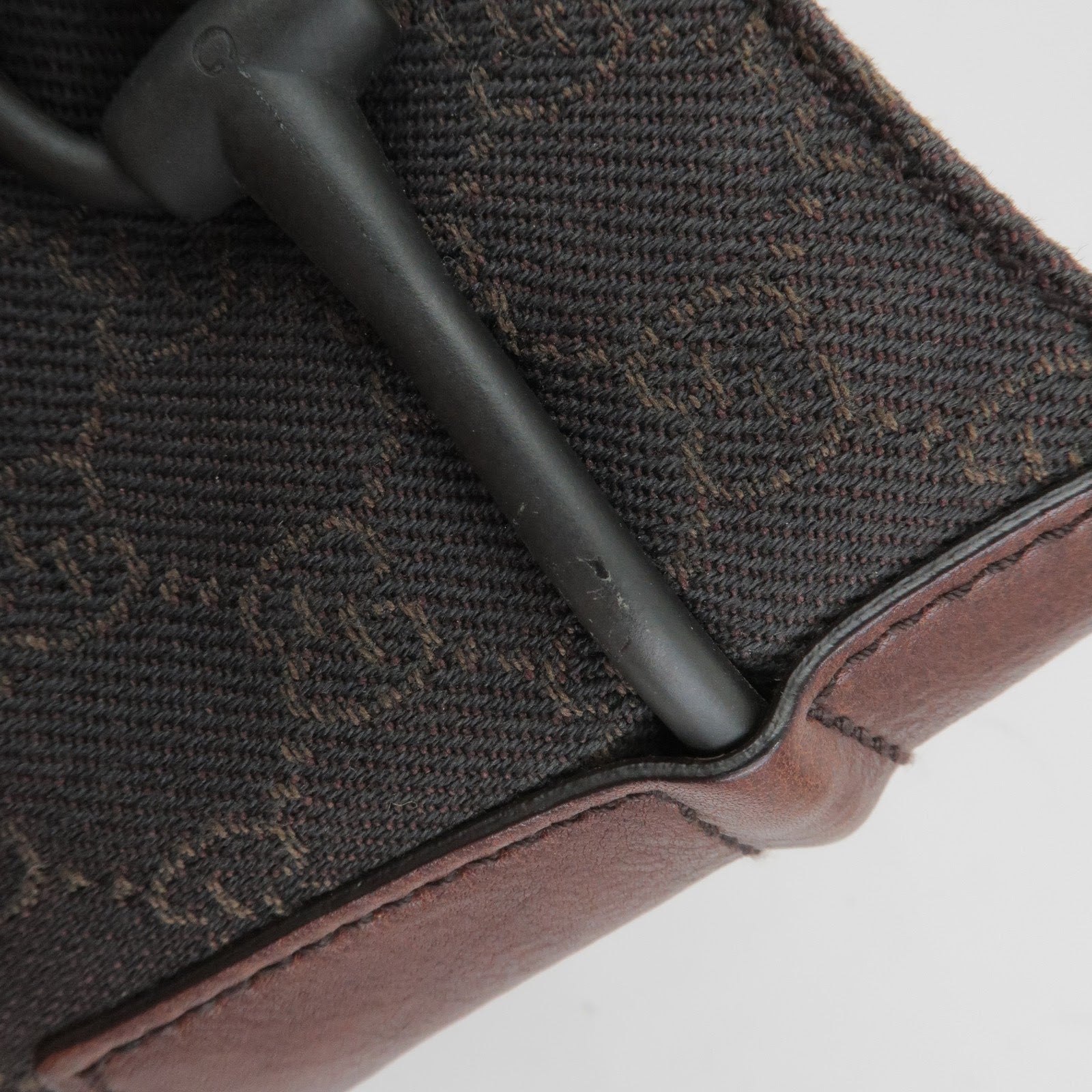 GUCCI Horsebit GG Monogram Leather Shoulder Bag Dark Brown 17325