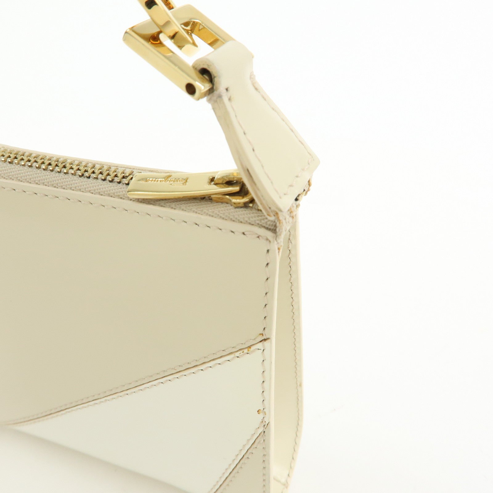 Ferragamo Gancini Leather Shoulder Bag Hand Bag Beige Ivory