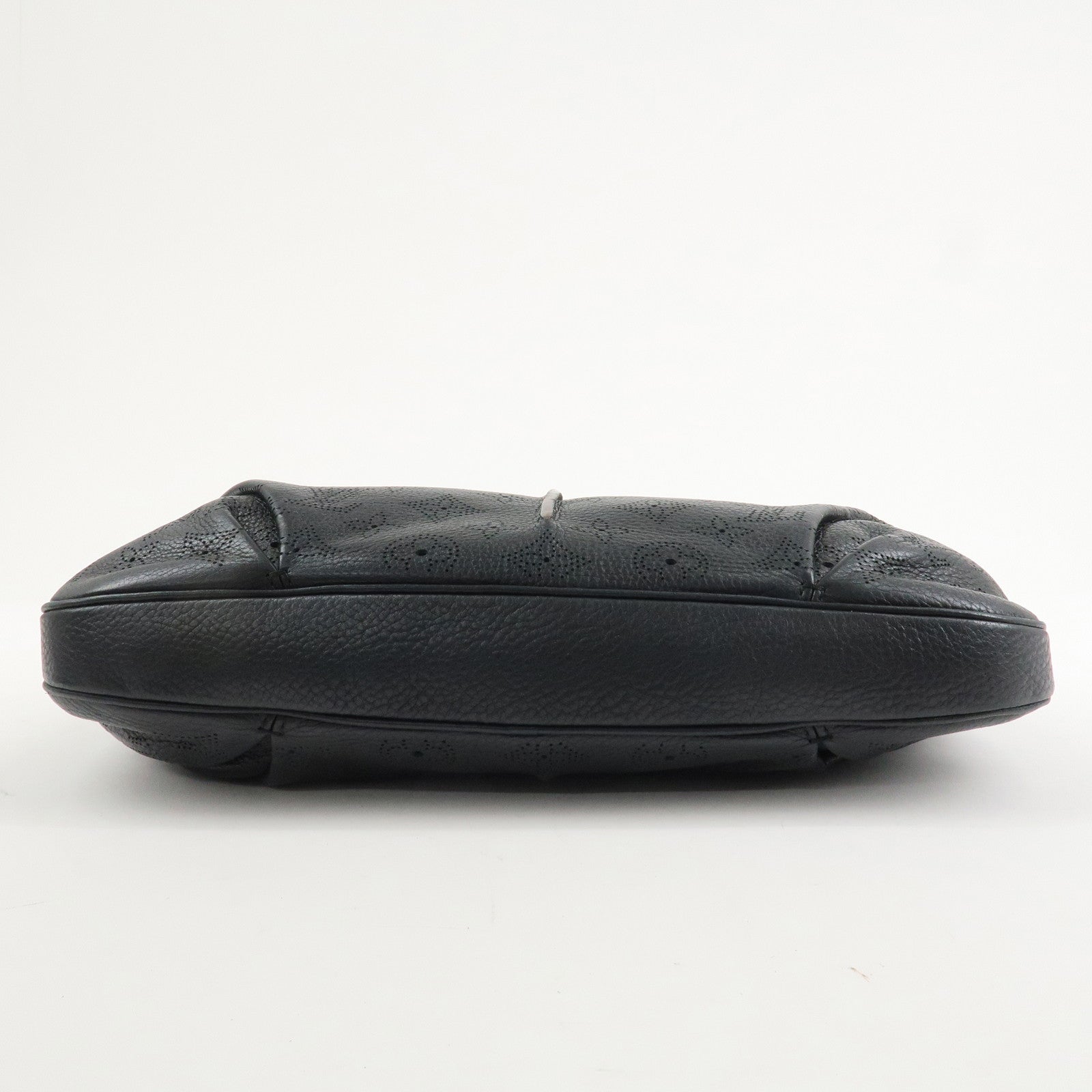 Louis Vuitton Monogram Mahina Selene PM Shoulder Bag Noir M94035