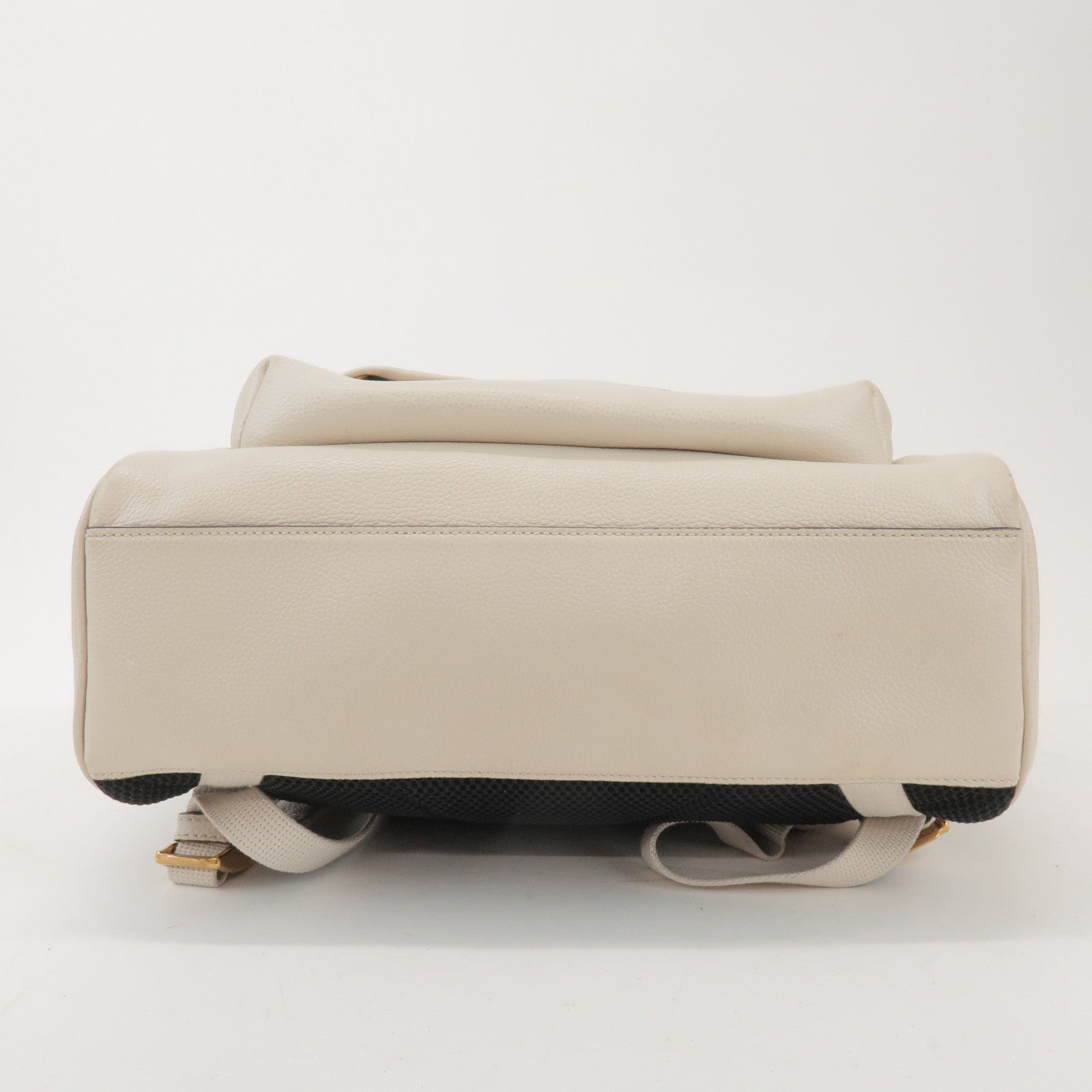 GUCCI Sherry Vintage Logo Leather Backpack Ivory 547834