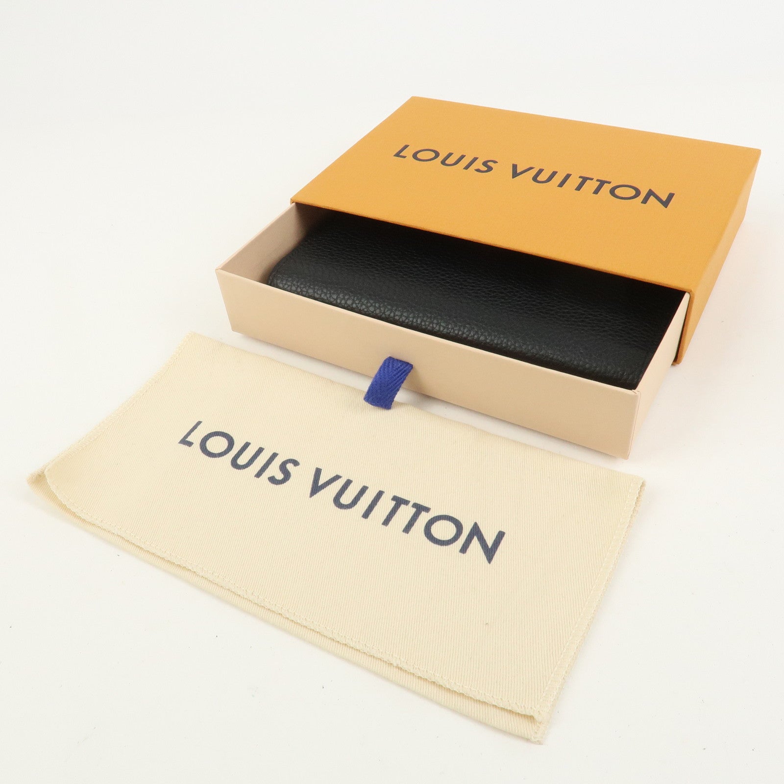 Louis Vuitton Taurillon Leather Portefeuille Brazza Wallet M58192