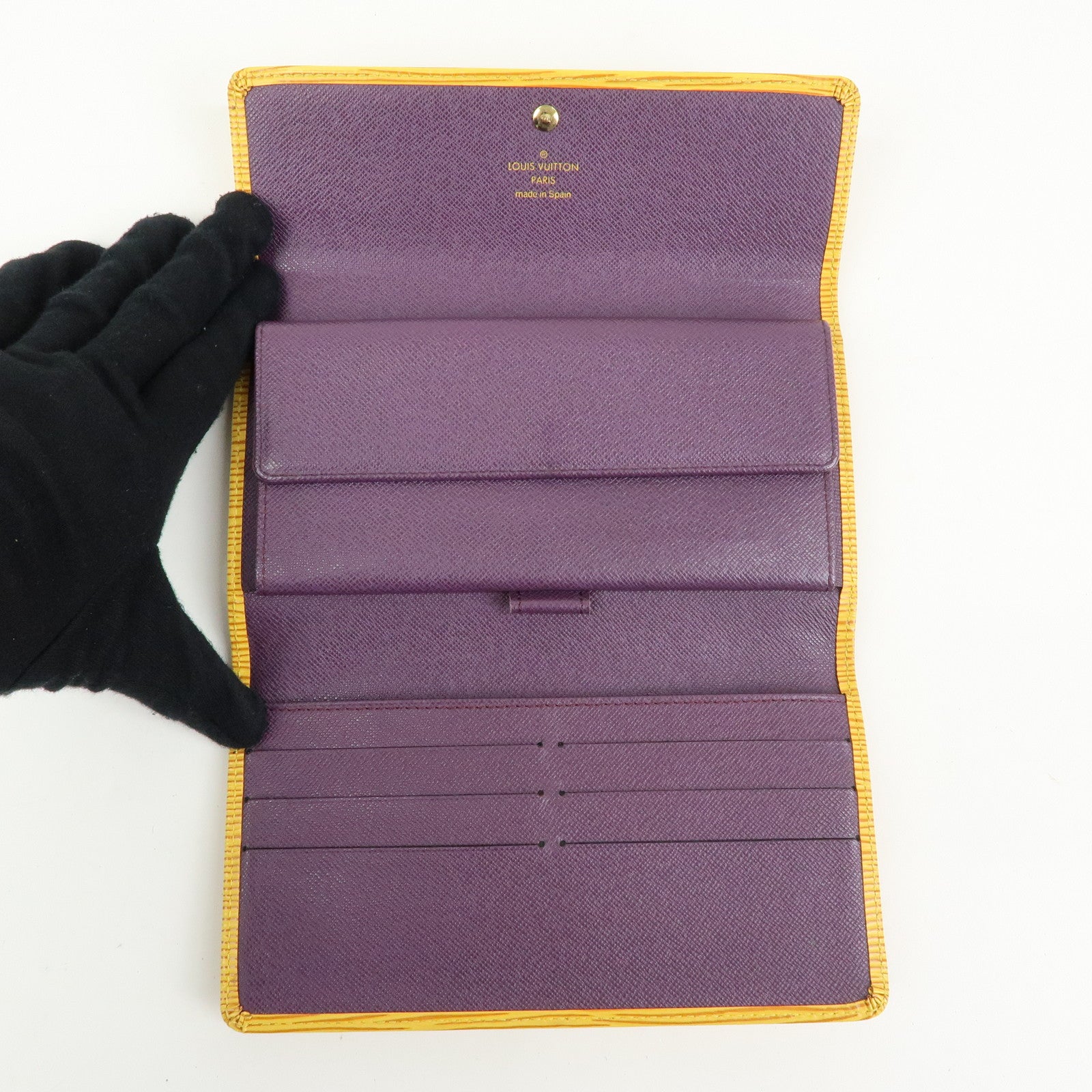 Louis Vuitton Epi Portefeuille Tresor International Wallet M63389