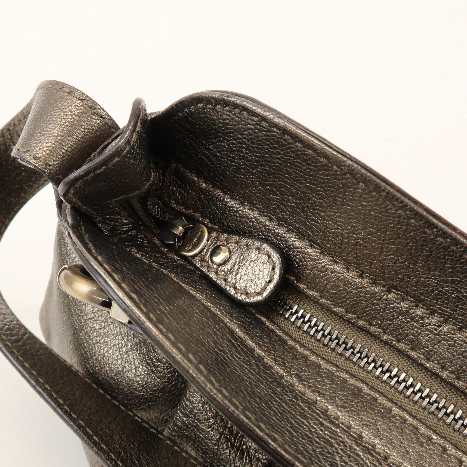 Ferragamo Gancini Leather Shoulder Bag Hand Bag Bronze