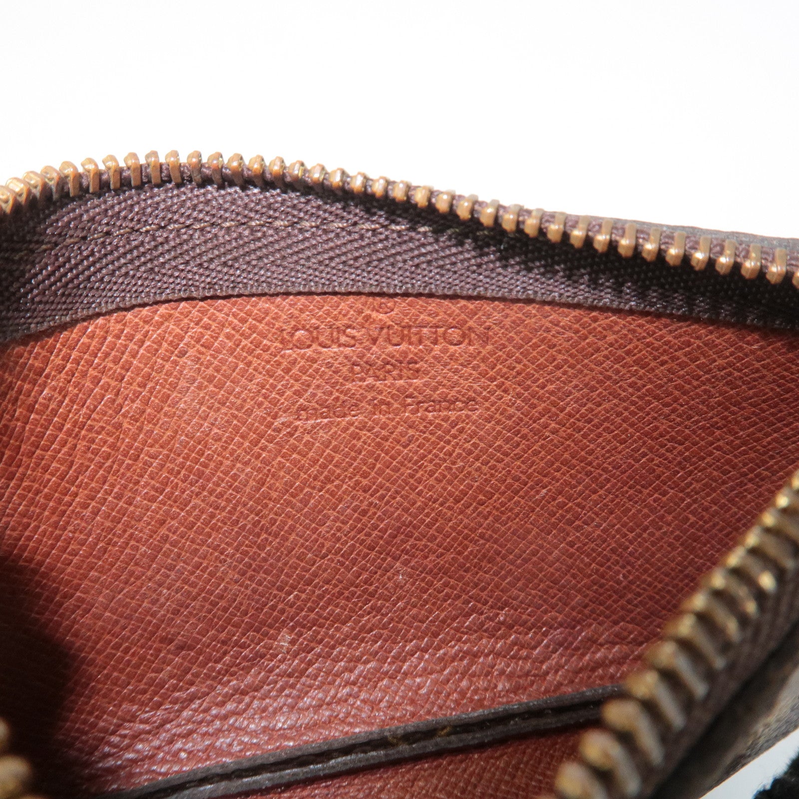 Louis Vuitton Monogram Pochette Cles Coin Case Key Case M62650