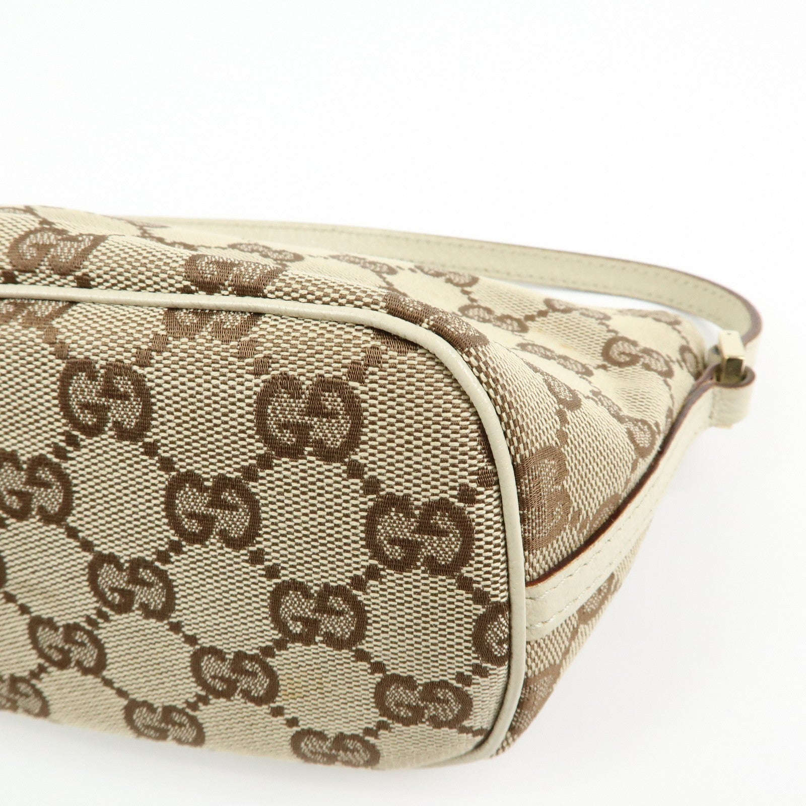 GUCCI Boat Bag GG Canvas Leather Hand Bag Pouch Brown Ivory 07198