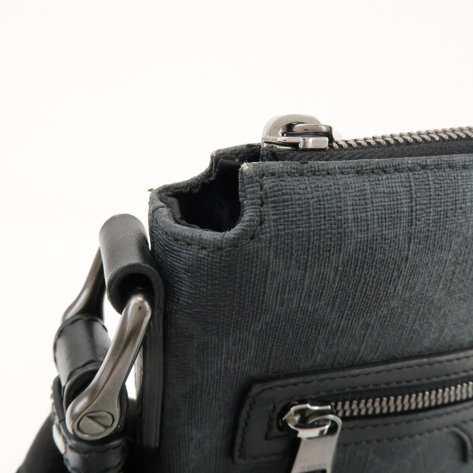 GUCCI GG Supreme PVC Leather Shoulder Crossbody Bag Black 387514