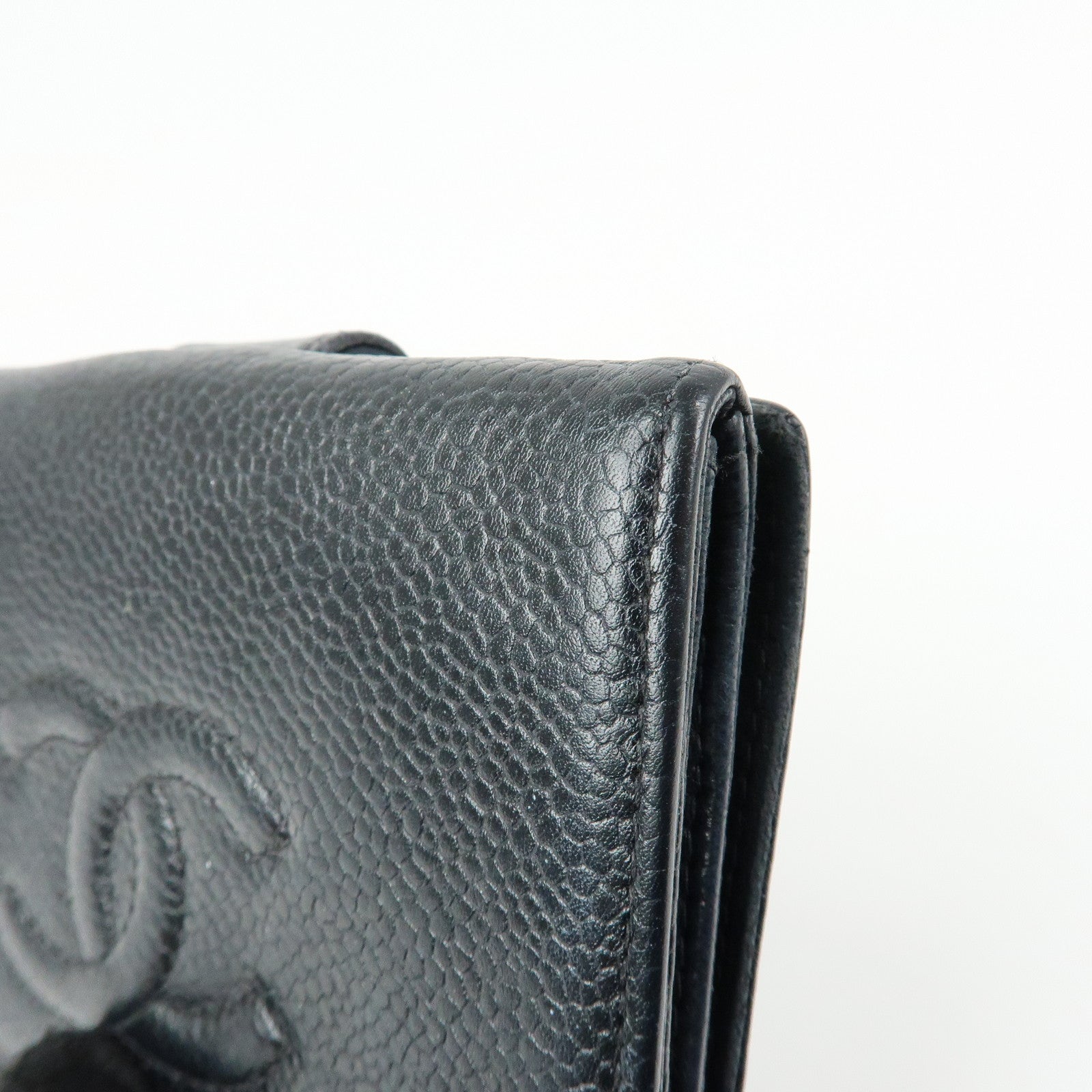 CHANEL COCO Mark Cavairskin Compact Wallet Black