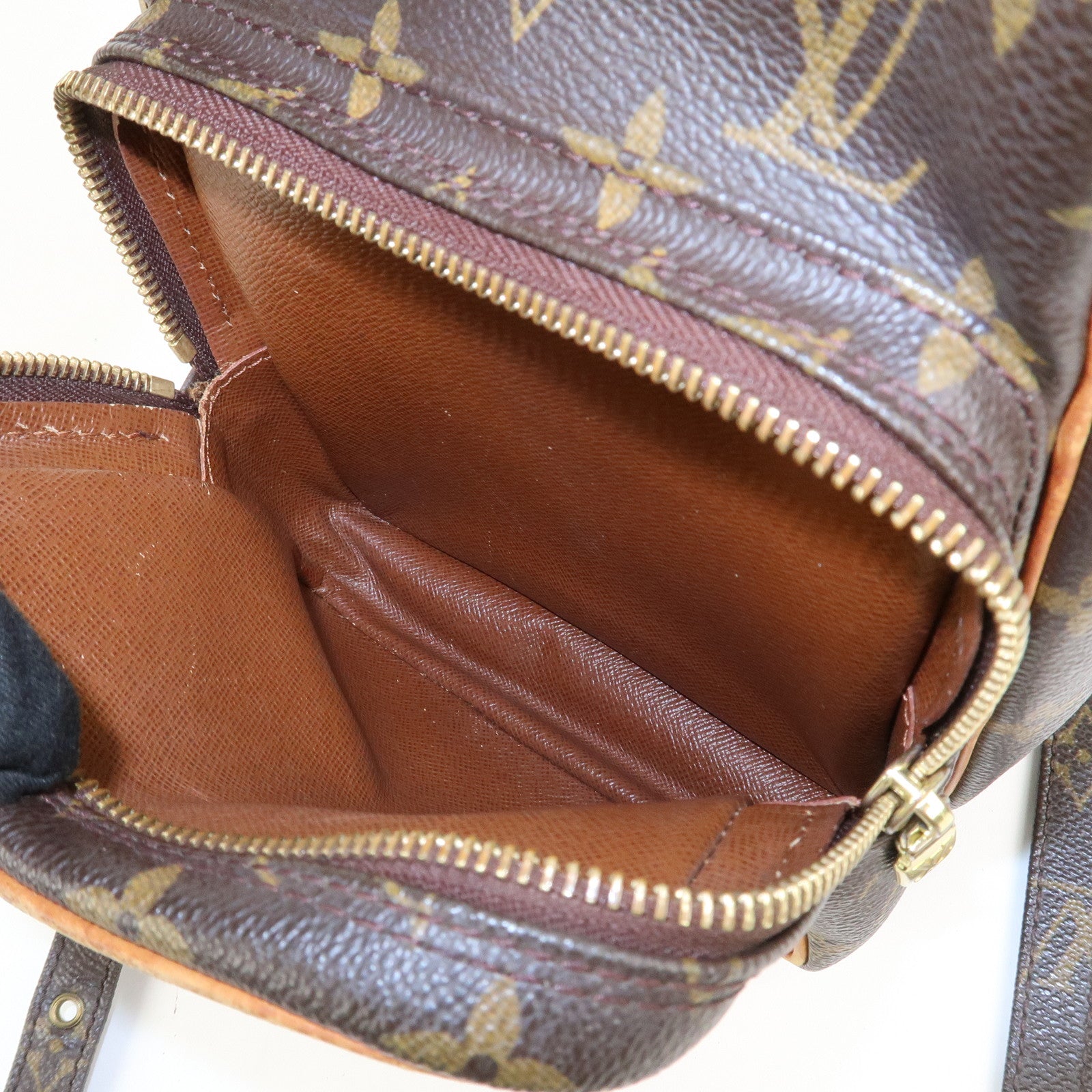 Louis Vuitton Monogram Amazone Shoulder Bag Brown M45236