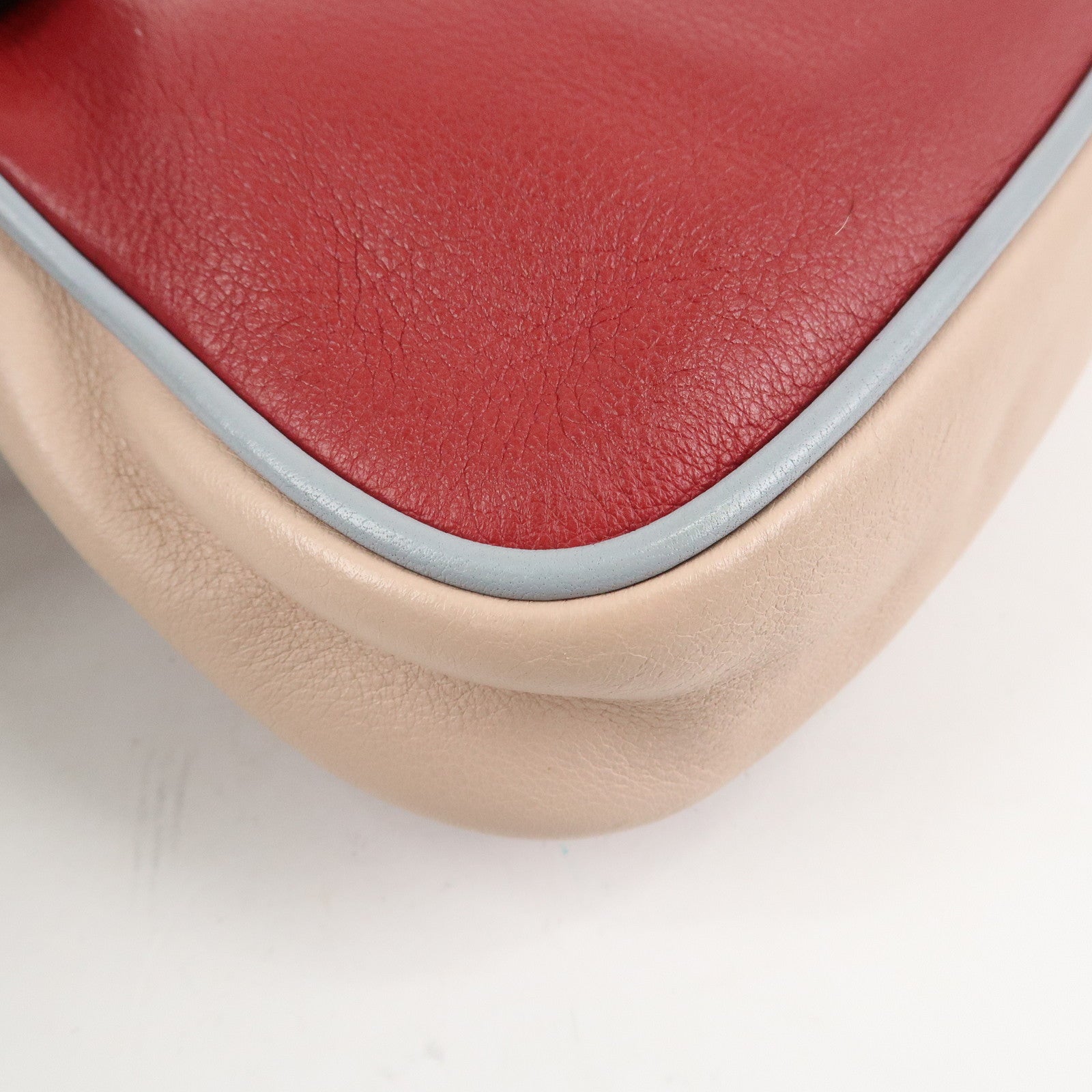 FENDI Leather Chain Shoulder Bag Purse Crossbody Bag Red 8M0276 Used