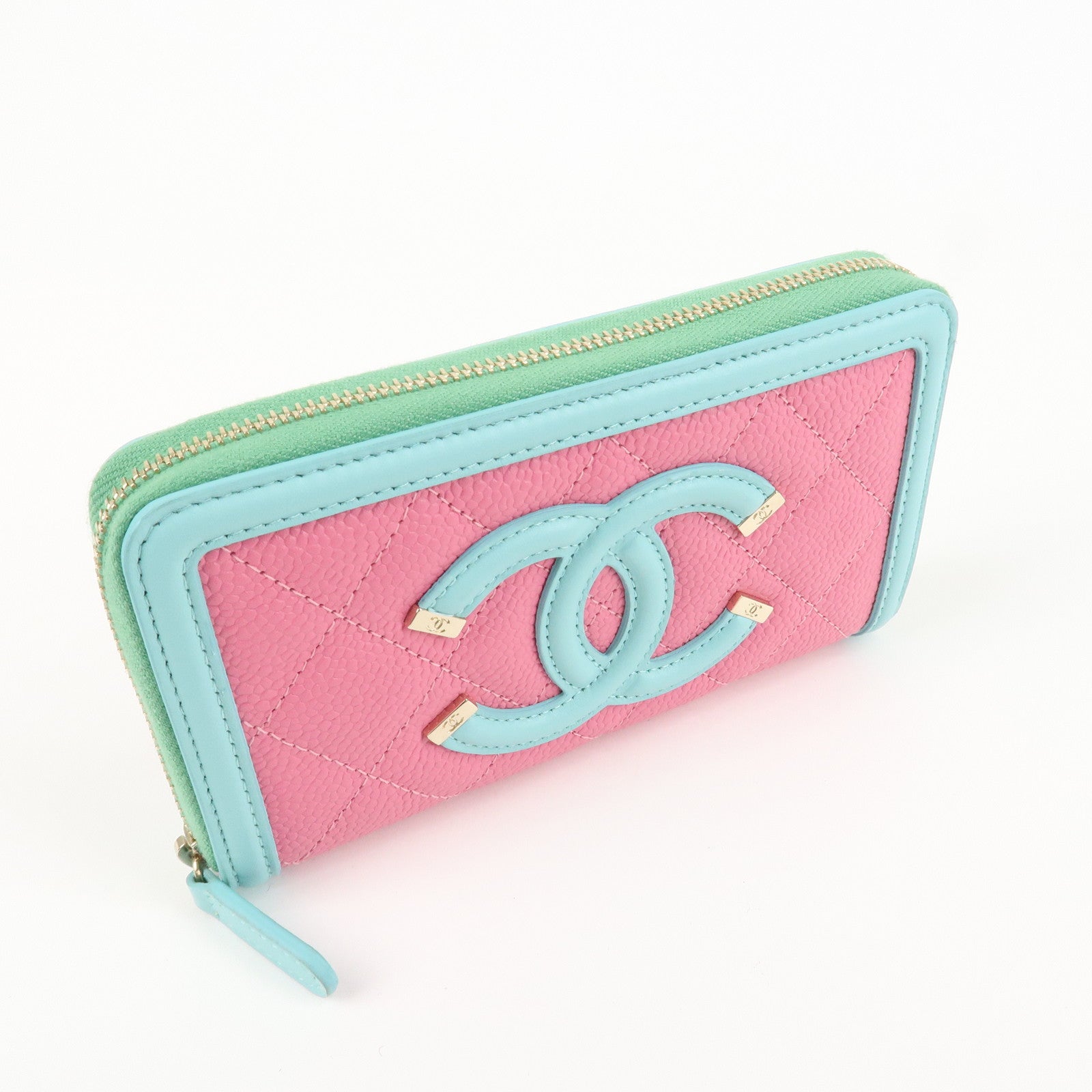 CHANEL COCO Mark CC Filigree Caviarskin Round Zippy Wallet Pink A84446 Used