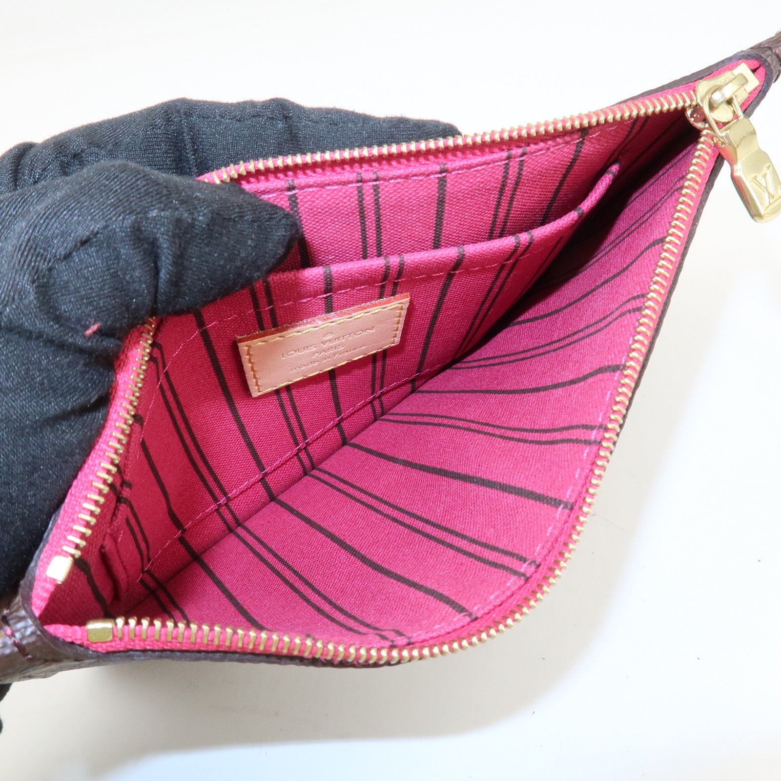 Louis Vuitton Monogram Neverfull PM Pouch Pivoine Used