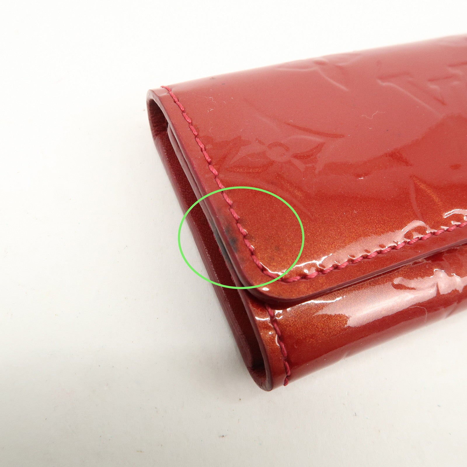 Louis Vuitton Monogram Vernis Multicles 4 Key Case Cerise M90204