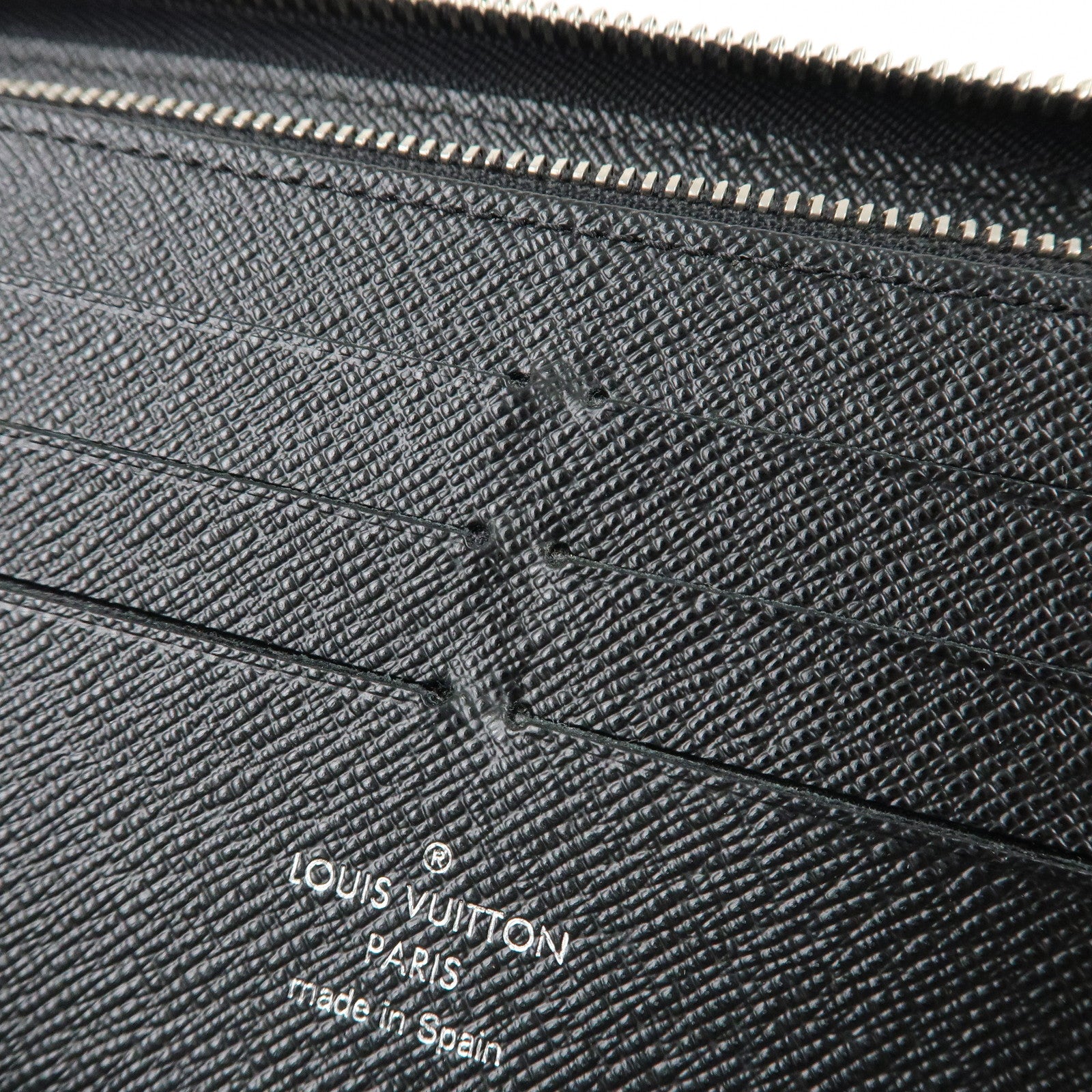 Louis Vuitton Epi Zippy Organizer Wallet Black Noir M63852 Used