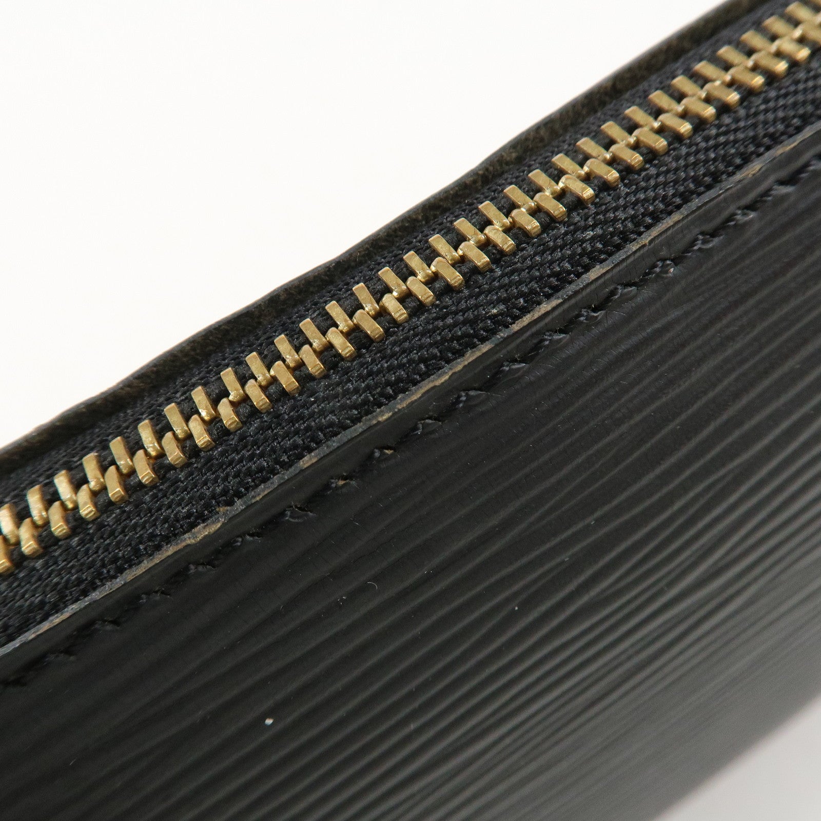 Louis Vuitton Epi Pochette Accessoires Pouch Noir Black M52942 Used