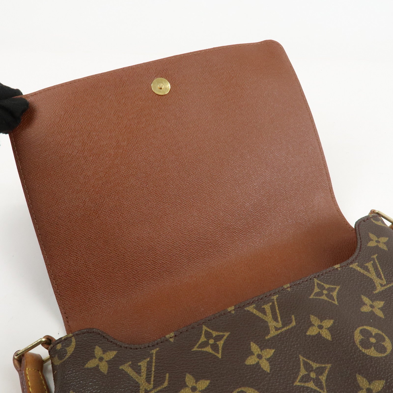 Louis Vuitton Monogram Musette Tango Short Shoulder Bag M51257