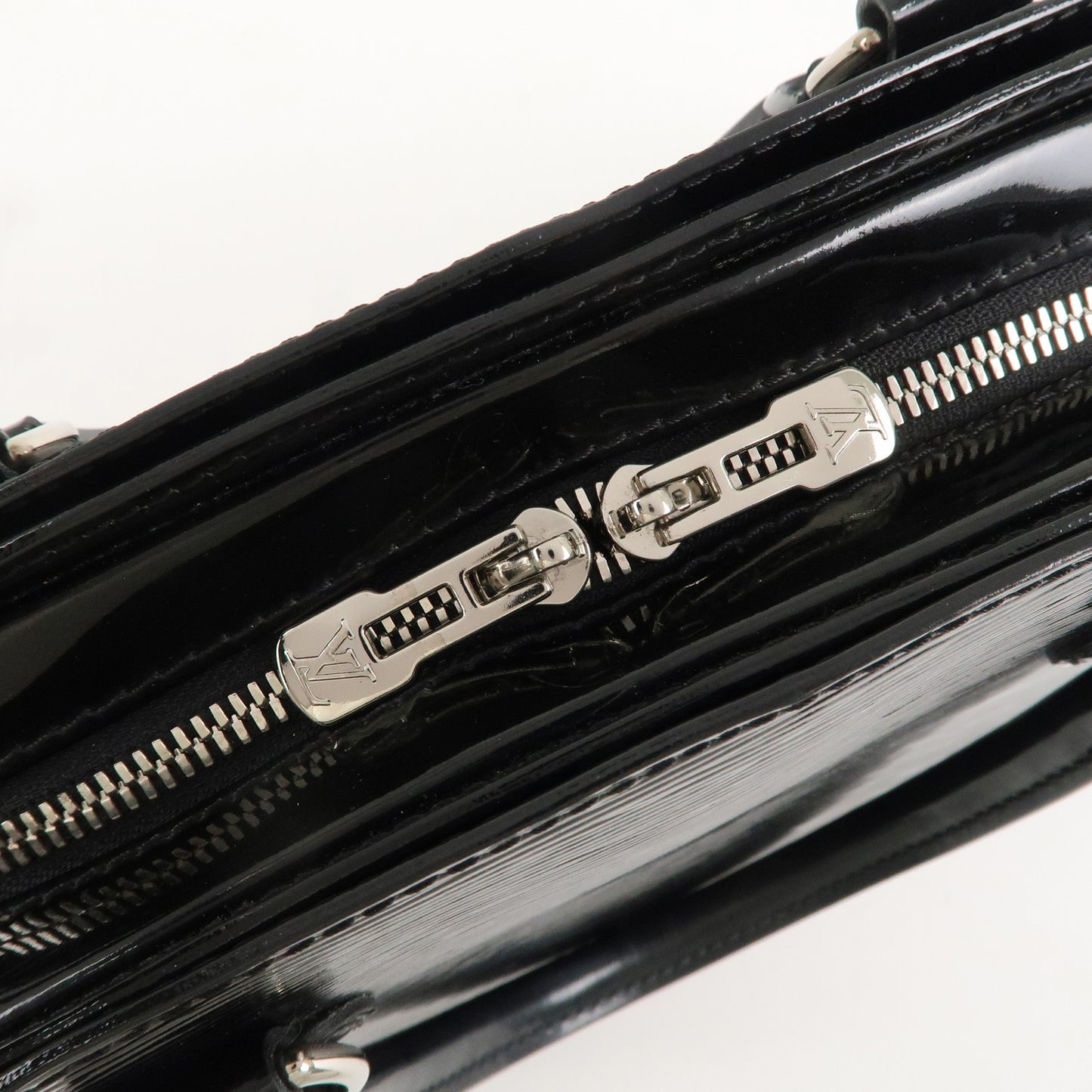 Louis Vuitton Epi Electric Leather Pont Neuf Hand Bag Black M5907N