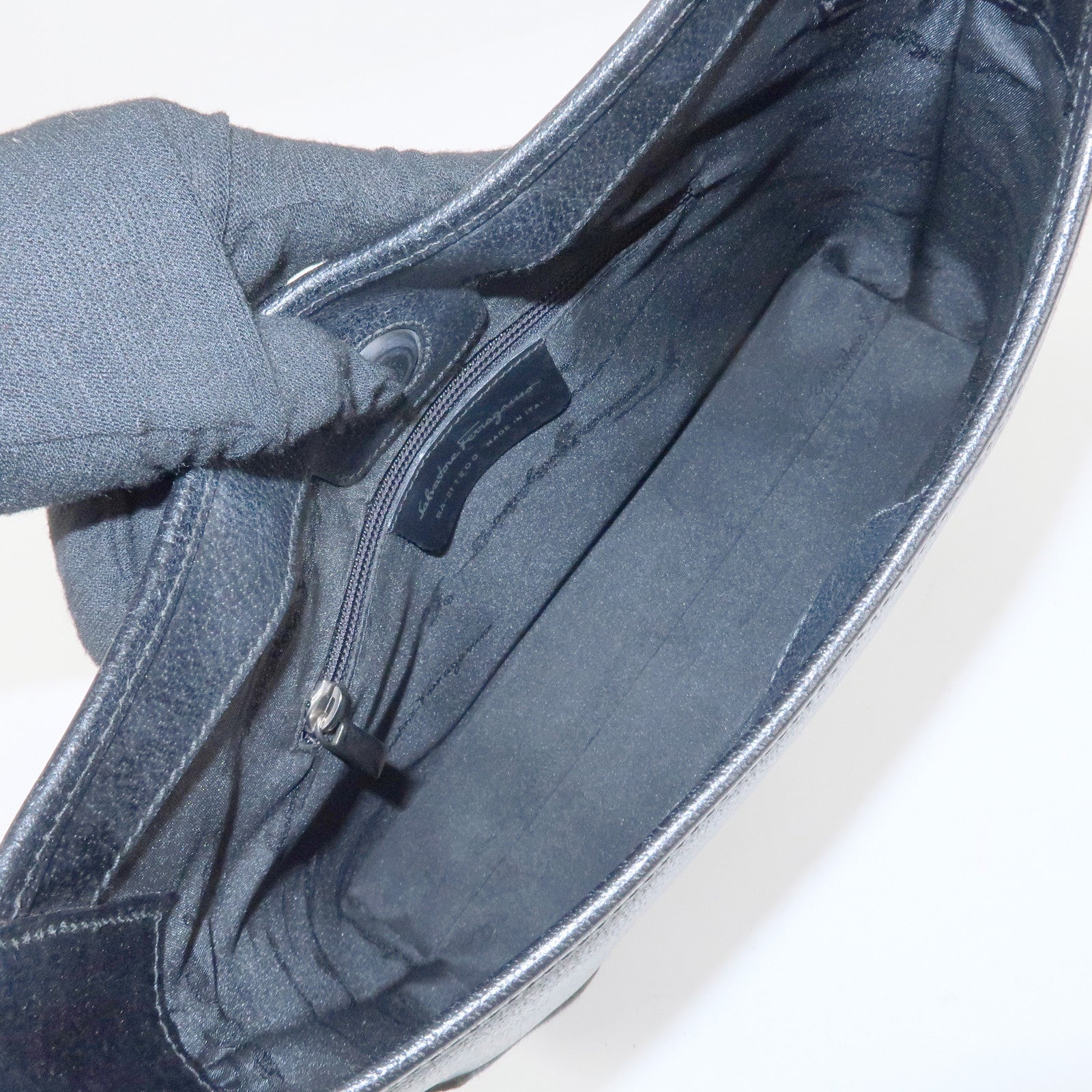 Ferragamo Leather Shoulder bag Hand Bag Black Silver HDW Used