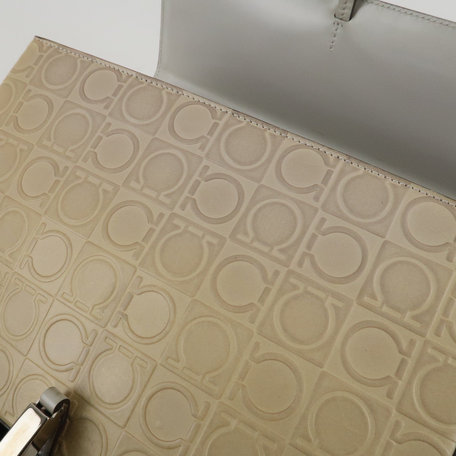 Ferragamo Gancini Pattern Leather Hand Bag Ivory Used