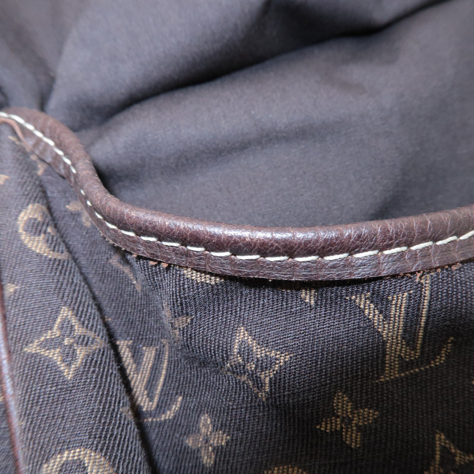 Louis Vuitton Monogram Mini Lin Saumur 30 Ebene Brown M95227