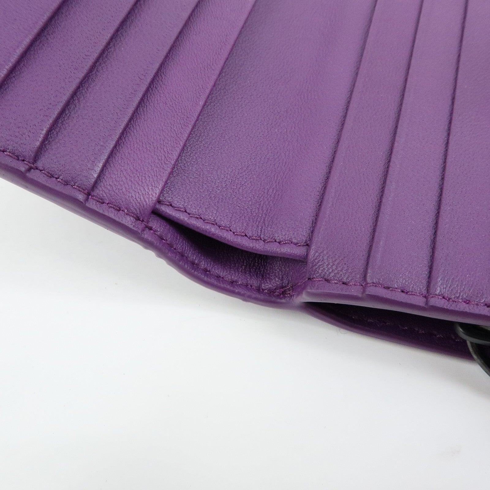 BOTTEGA VENETA Intrecciato Leather Bi-fold Comact Wallet Purple