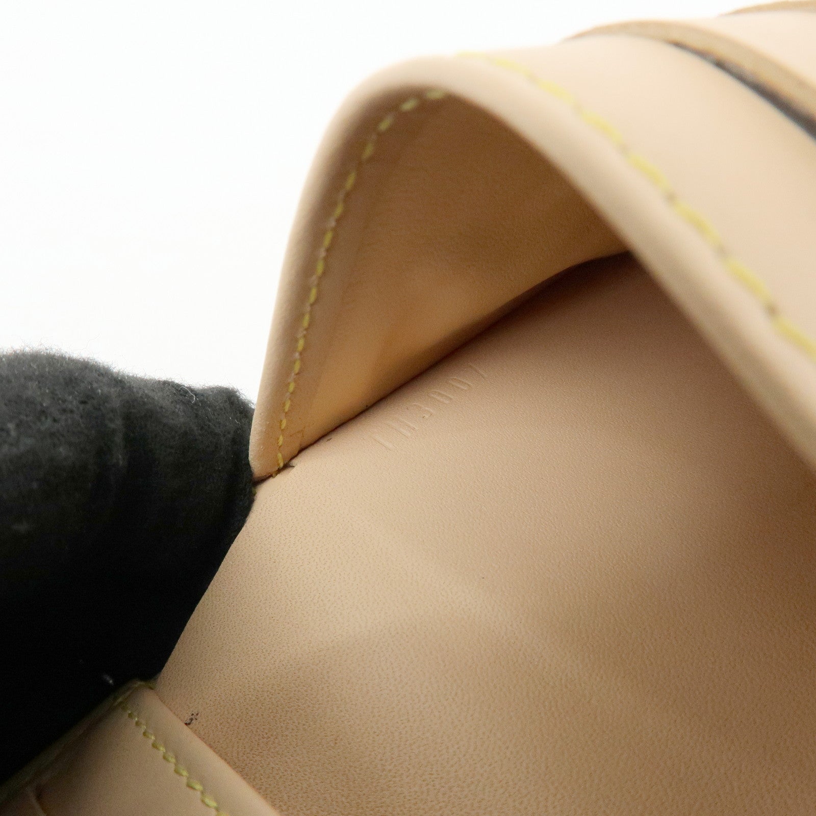 Louis Vuitton Monogram Multicolor Porte Monnaie Billets M92983