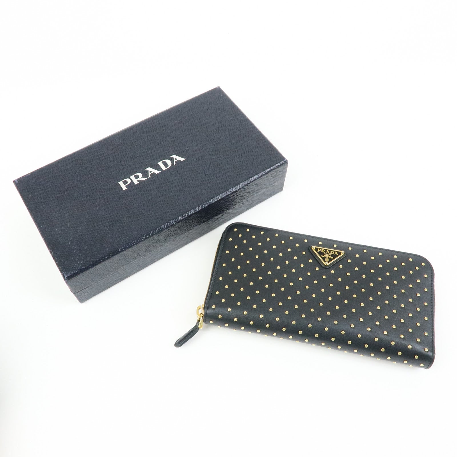 PRADA Triangle Logo Studs Leather Round Zippy Long Wallet Black