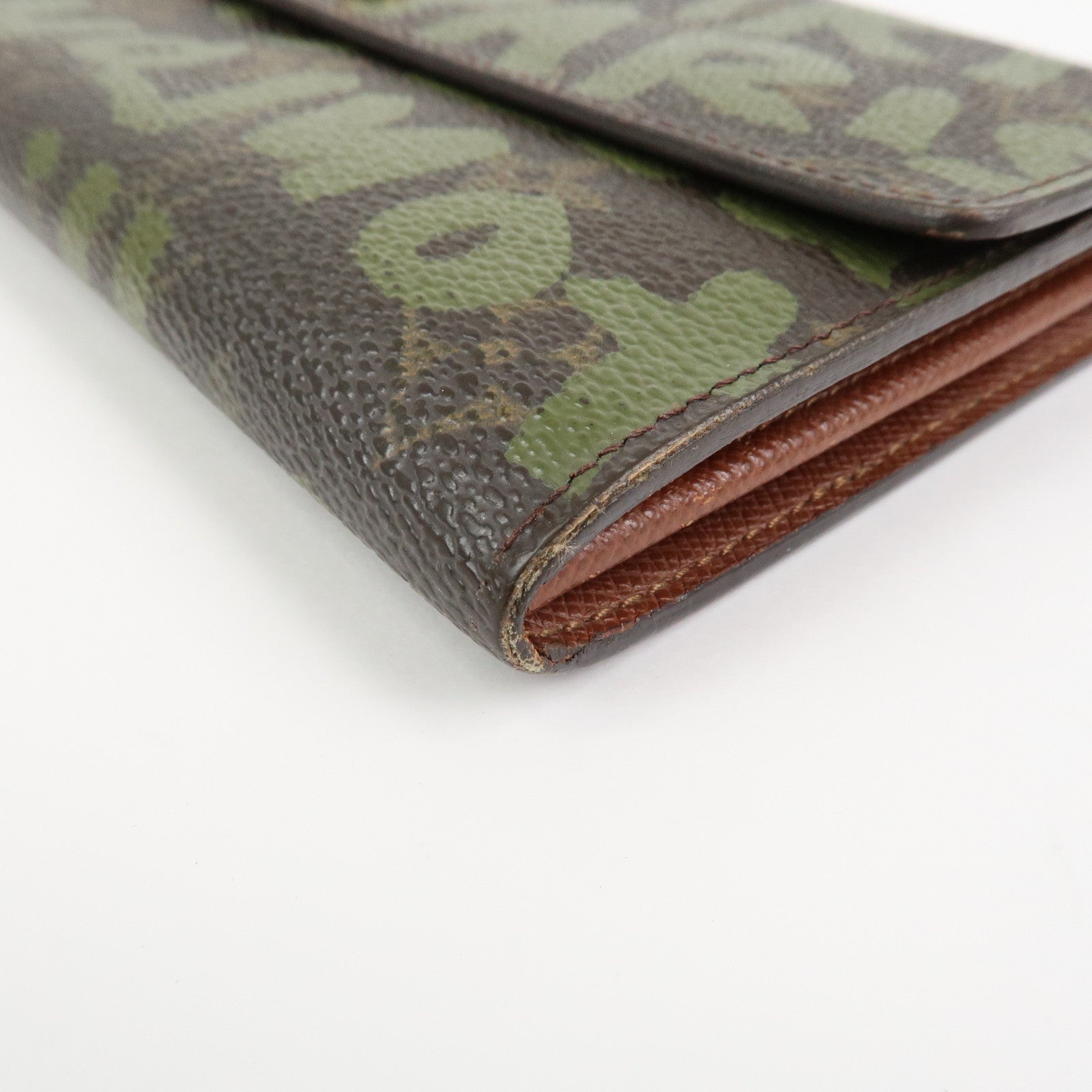 Louis Vuitton Monogram Graffiti Portefeuille Sarah Wallet M92188