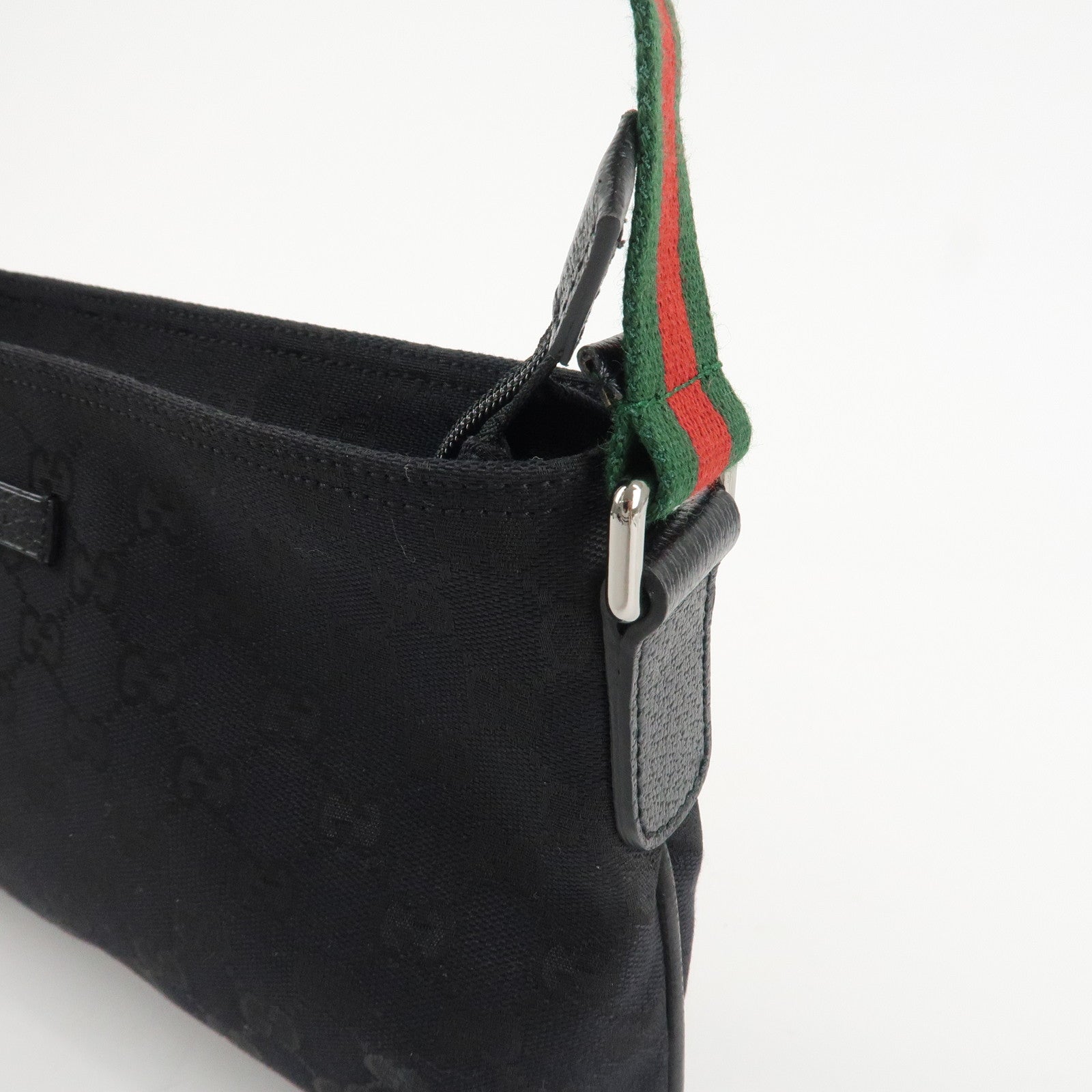 GUCCI Sherry GG Canvas Leather Shoulder Bag Black 189749 Used