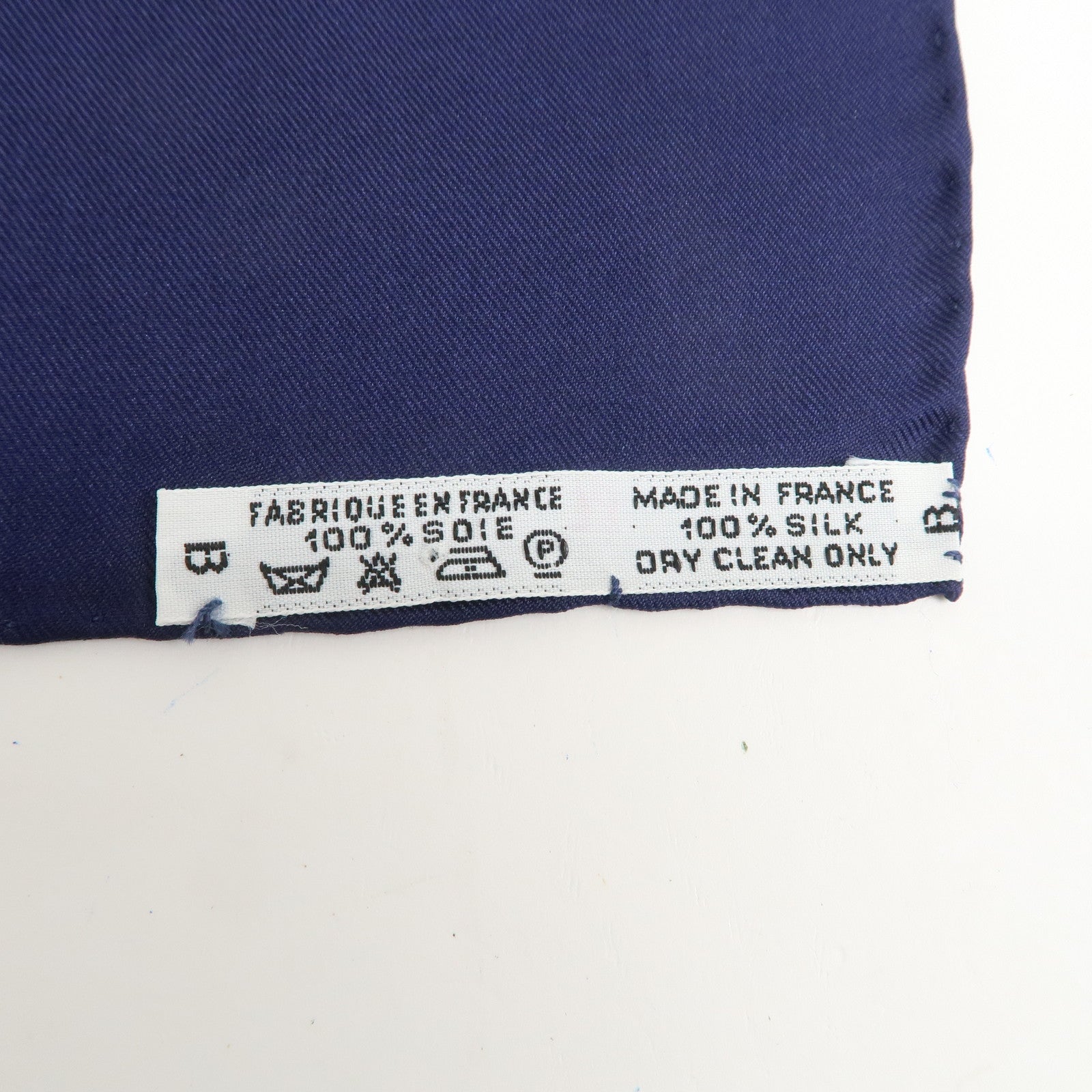 HERMES Carre 90 Silk 100% LES TAMBOURS Scarf Navy Gold