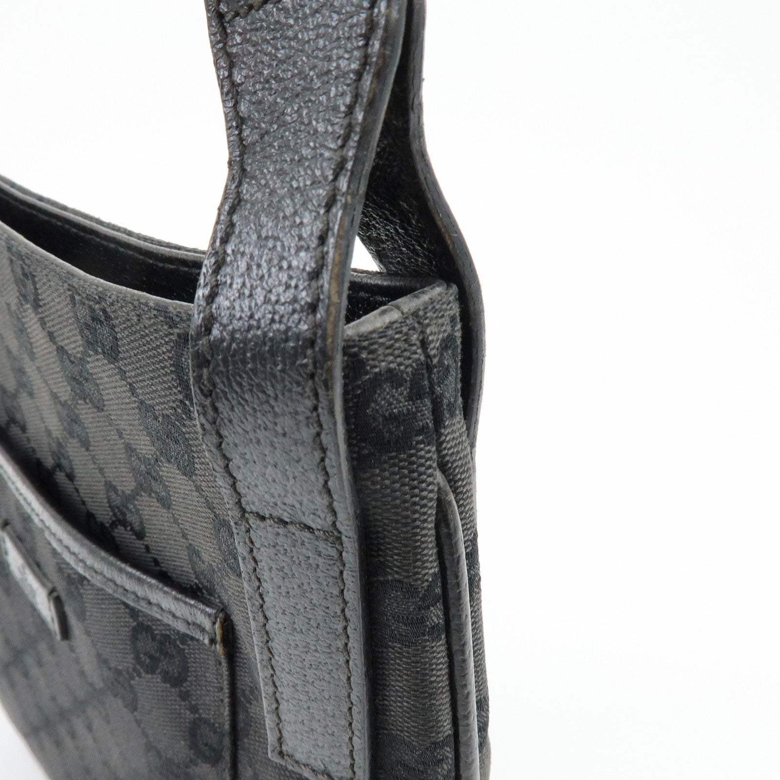 GUCCI GG Canvas Leather Shoulder Crossbody Bag Black 122793
