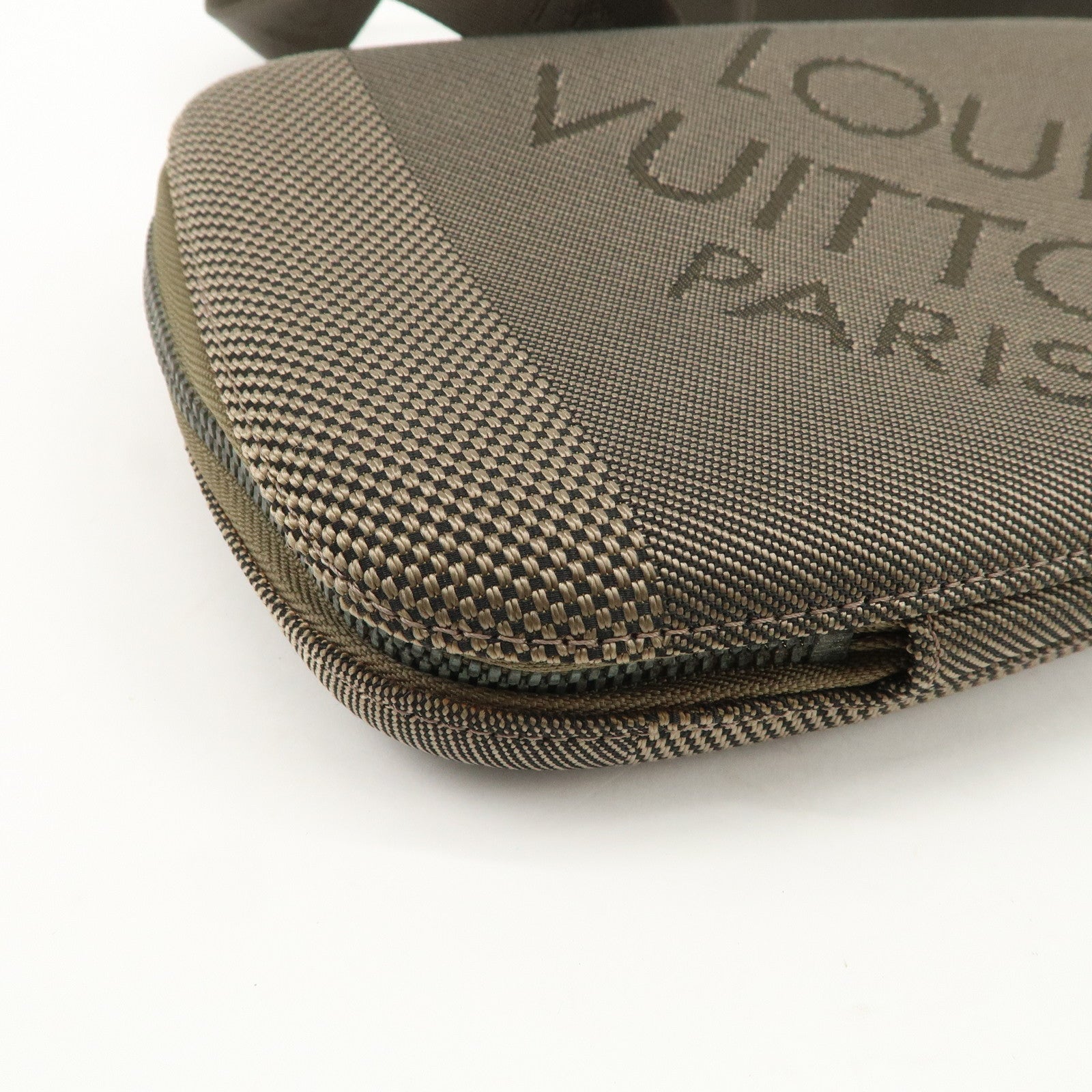 Louis Vuitton Damier Geant Mage Canvas Body Bag Terre M93500