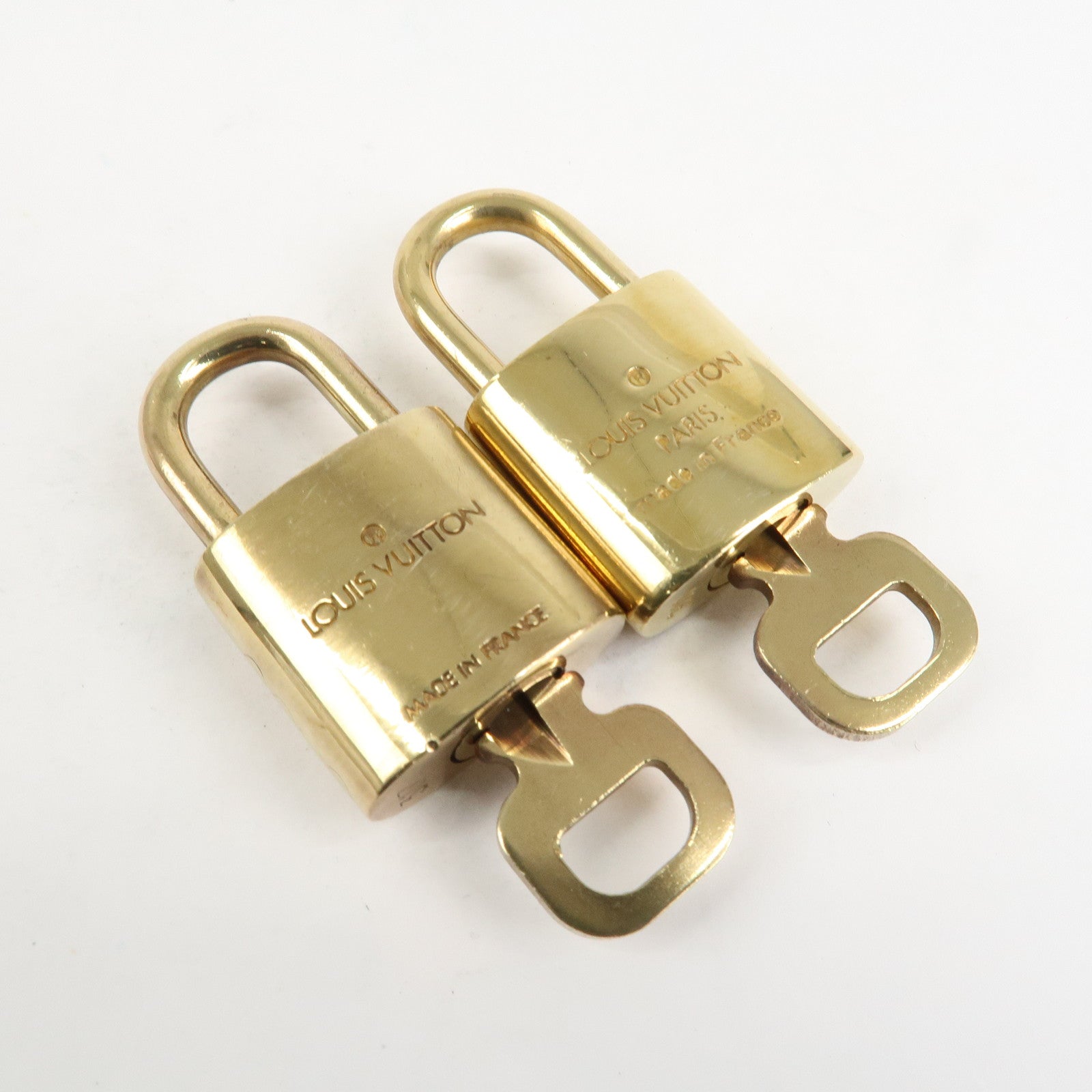 Louis Vuitton Set of 10 Lock & Key Cadena Key Lock Metal Gold Used