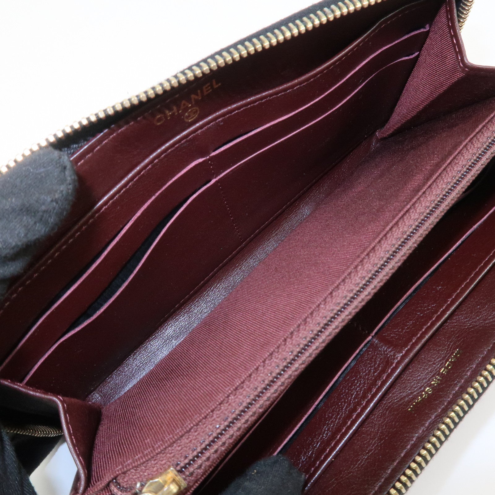 CHANEL COCO Mark Matelasse Classic Round Zippy Wallet Black AP0242