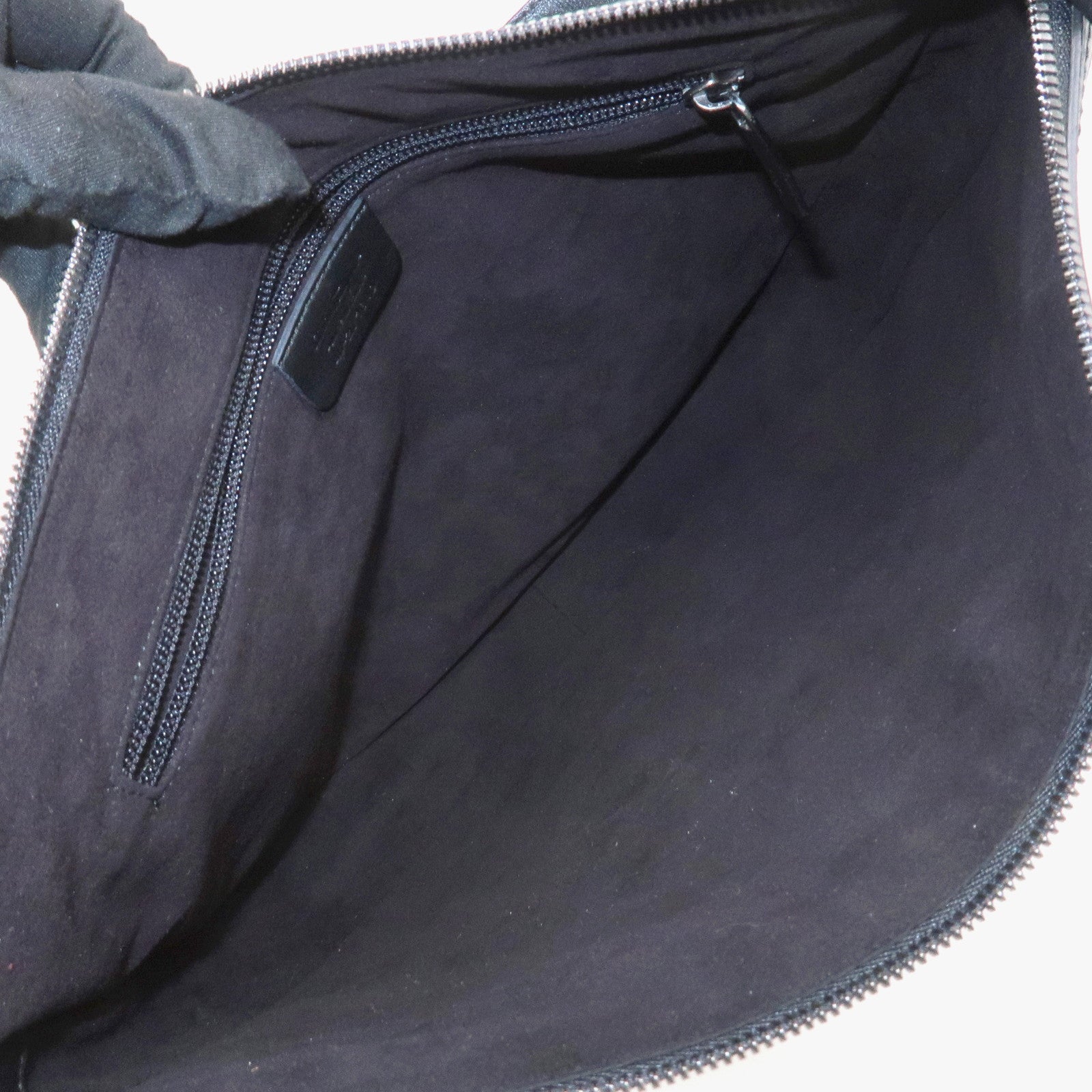 Ferragamo Gancini Leather Shoulder Bag Hand Bag Black