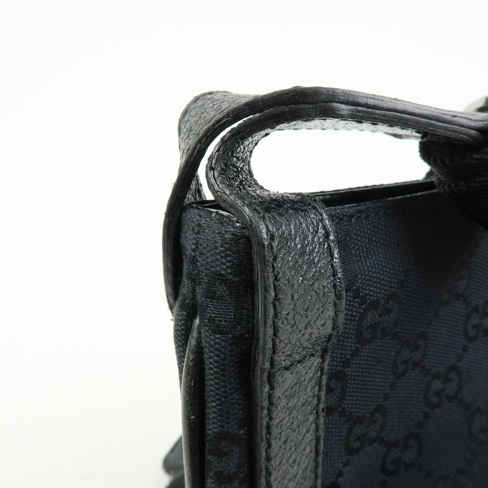 GUCCI GG Canvas Leather Shoulder Bag Crossbody Bag Black 122793