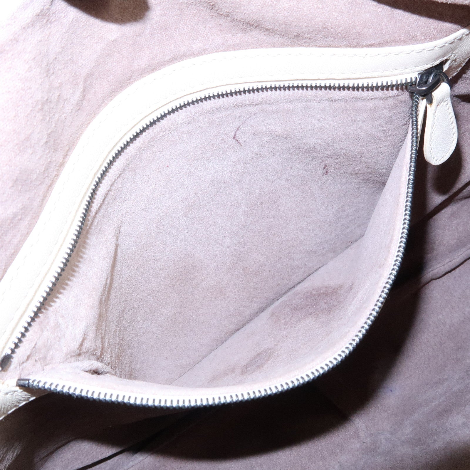 BOTTEGA VENETA Intrecciato Leather Hand Bag Ivory White