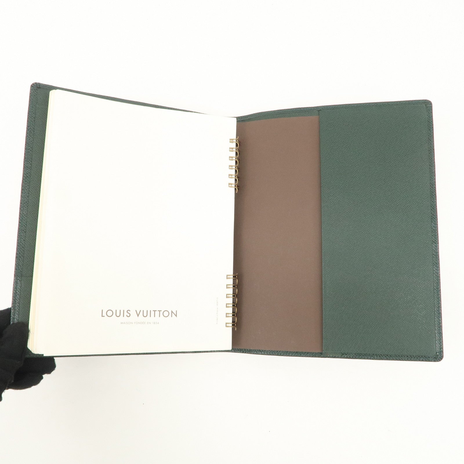 Louis Vuitton Taiga Agenda Bureau Planner Cover Epicea R20407 Used