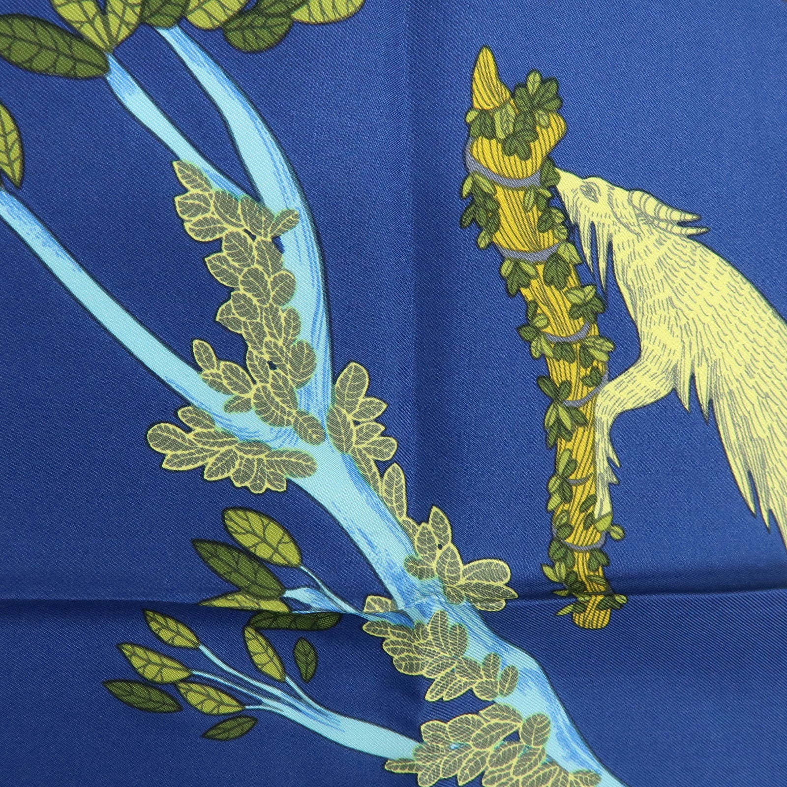 HERMES Carre 90 Silk 100% Scarf Annie Faivre Animal Print Blue