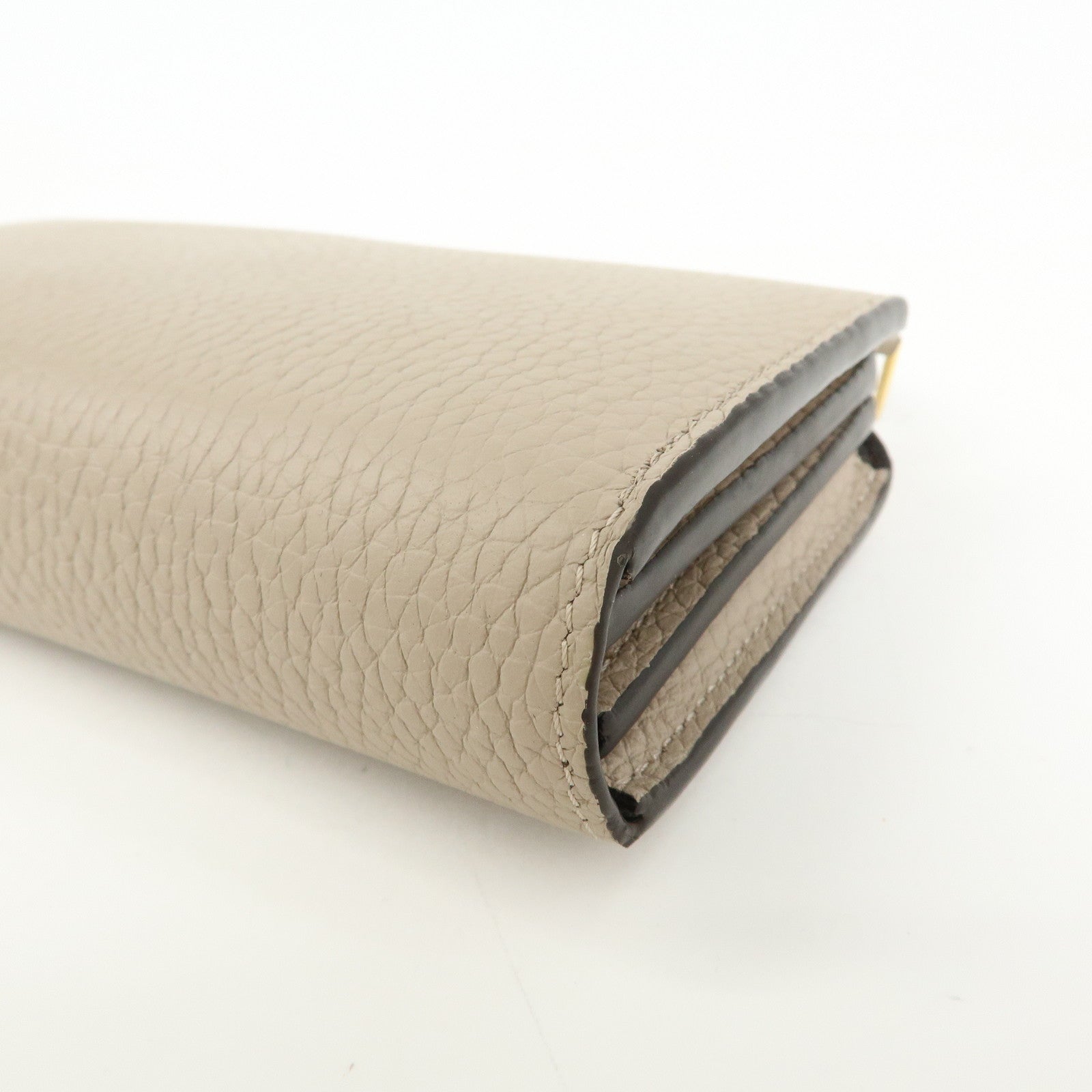 Louis Vuitton Portefeuille Comete Leather Long Wallet Greige M63104