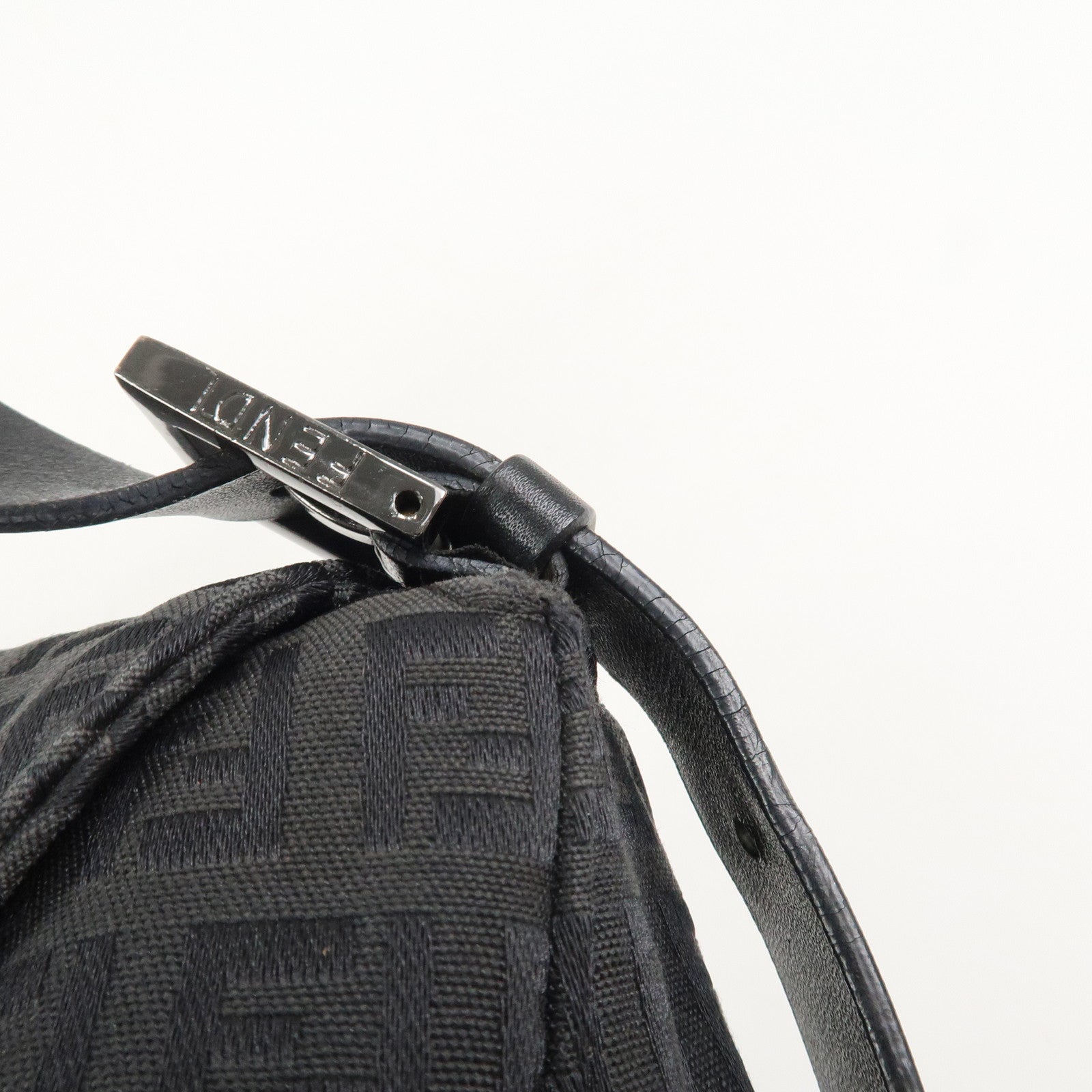 FENDI Mamma Baguette Zucchino Canvas Leather Shoulder Bag 8BR004