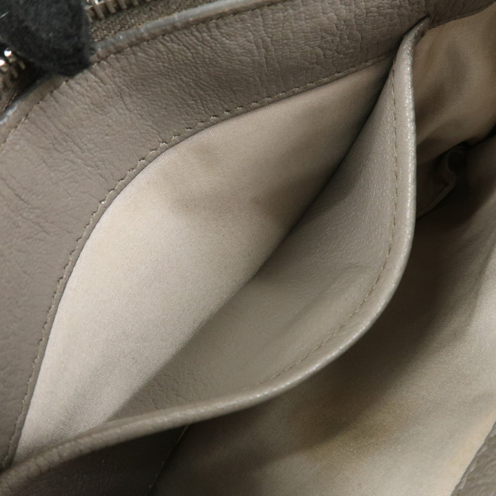 MIU MIU MADRAS Leather Shoulder Bag Crossbody Bag Gray RP0369