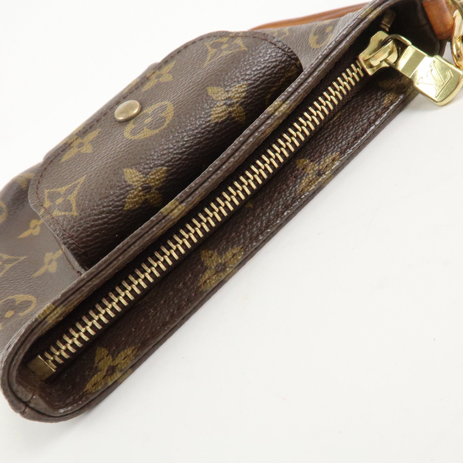 Louis Vuitton Monogram Partition Pouch Wristlet Bag Brown M51901