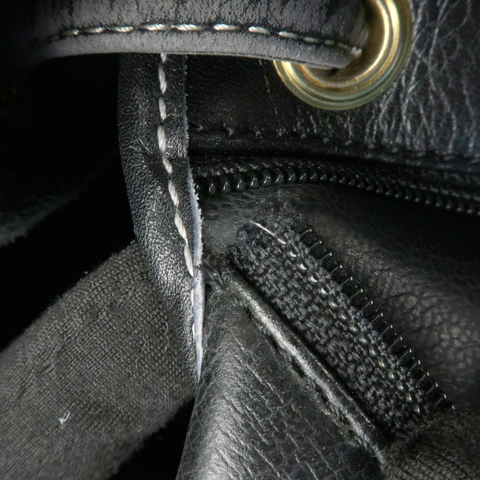 Christian Dior Leather CD Logo Drawstring Shoulder Bag Black Used