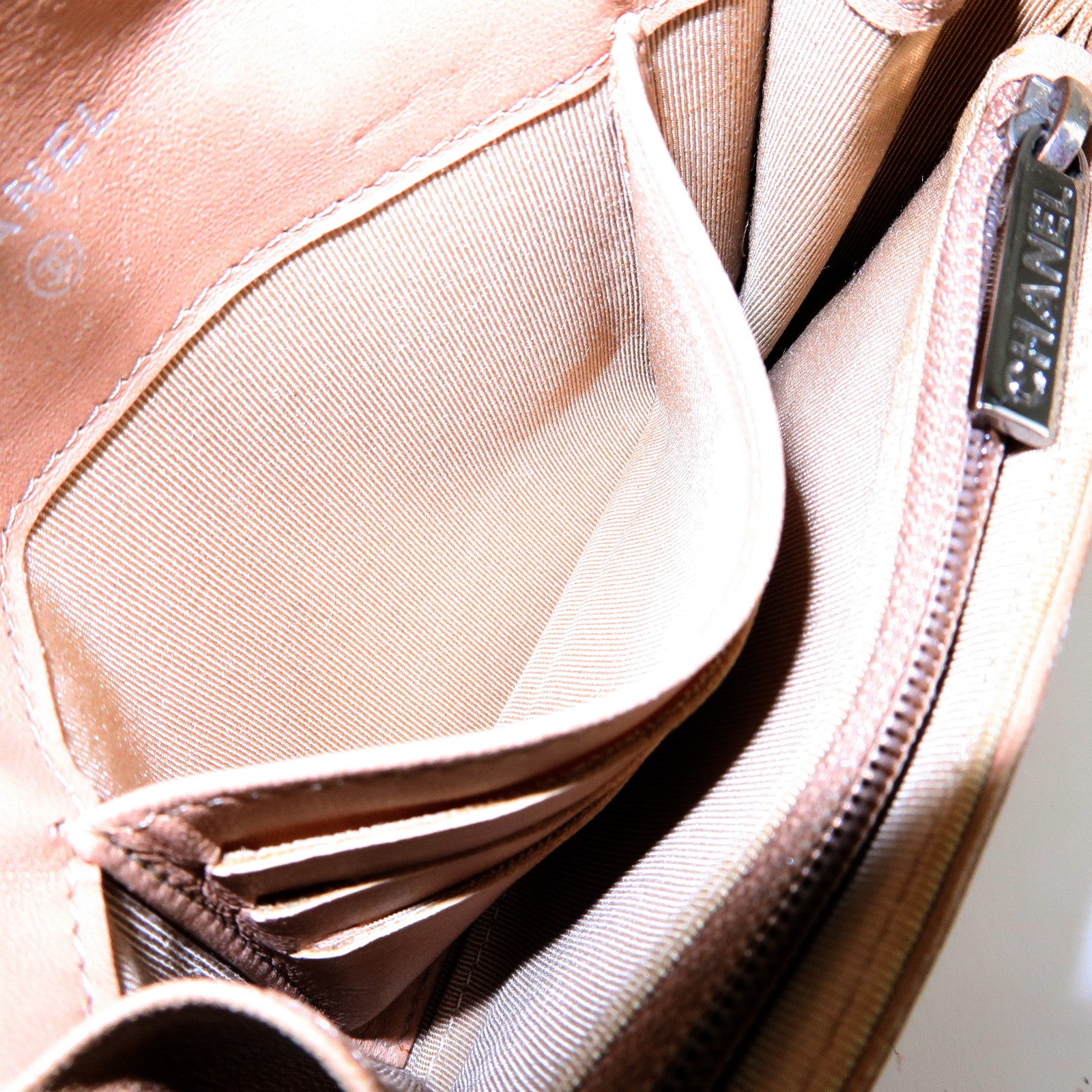 CHANEL Icon Line Unborn Calf Leather Patchwork Compact Wallet Beige