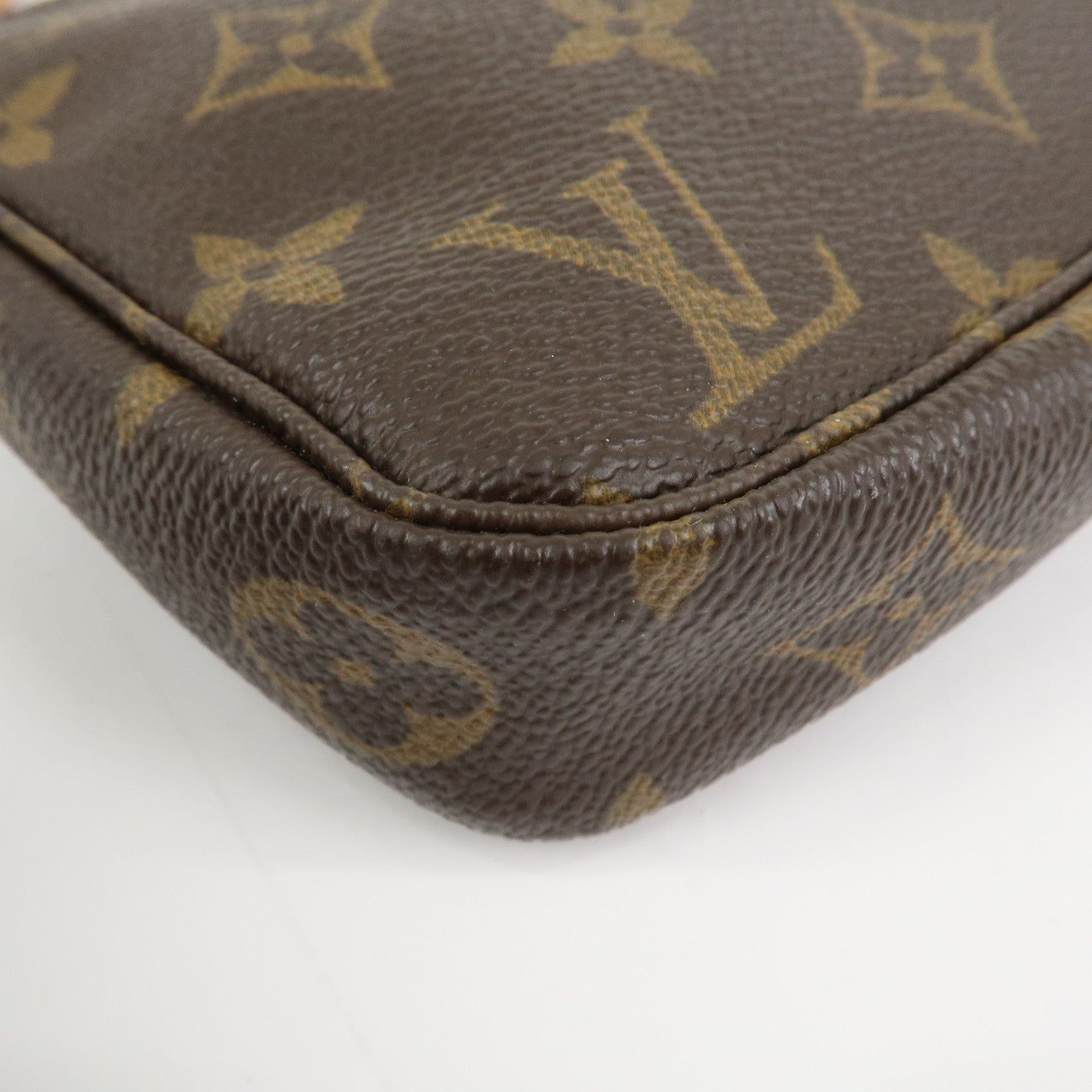 Louis Vuitton Monogram Pochette Accessoires Pouch Hand Bag M51980