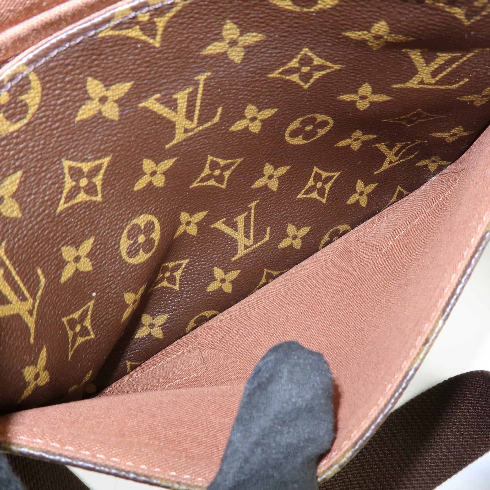 Louis Vuitton Monogram Messenger Bosphore PM Shoulder Bag M40106